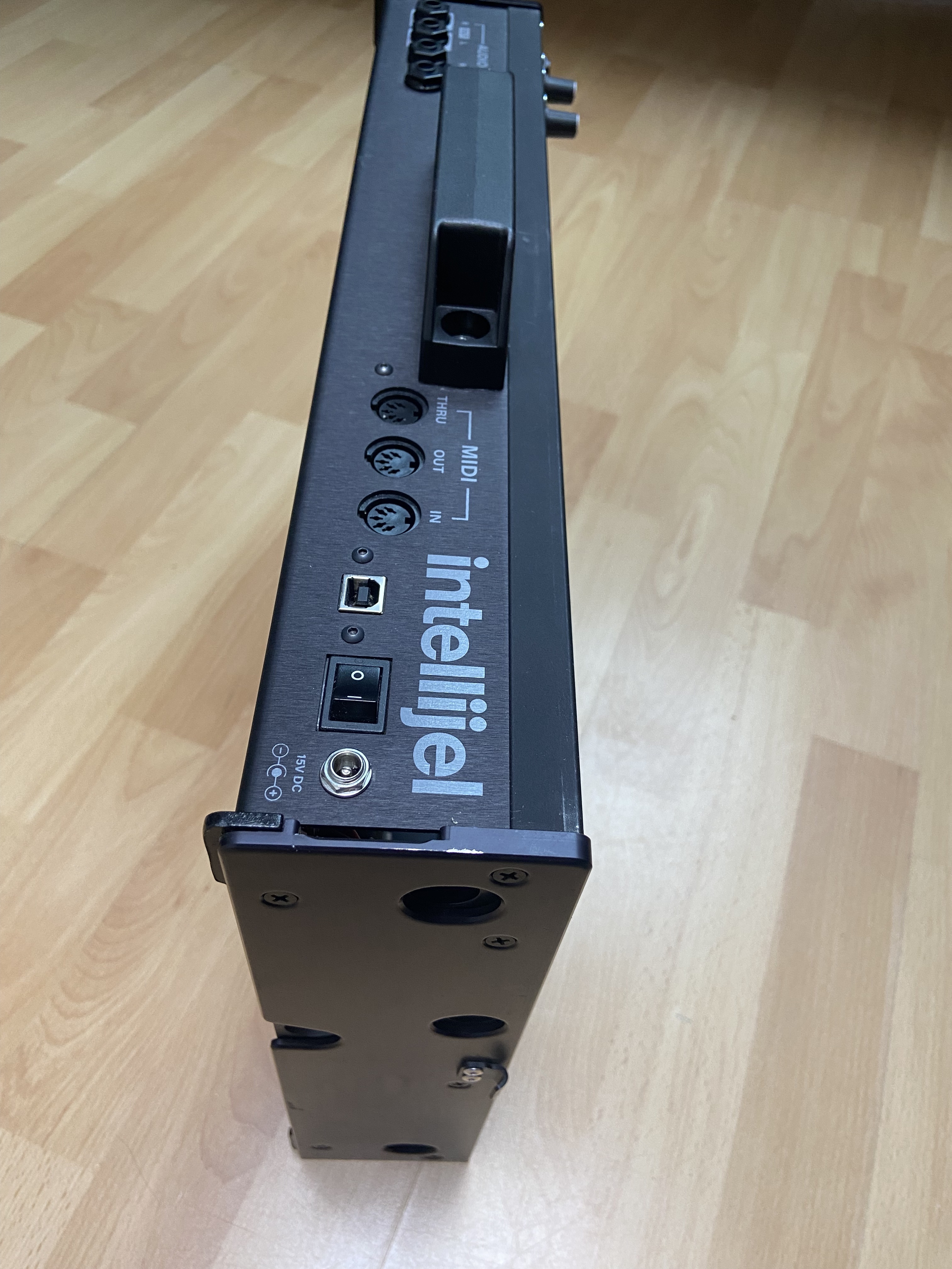 Intellijel Designs 7U case 84hp (19133)