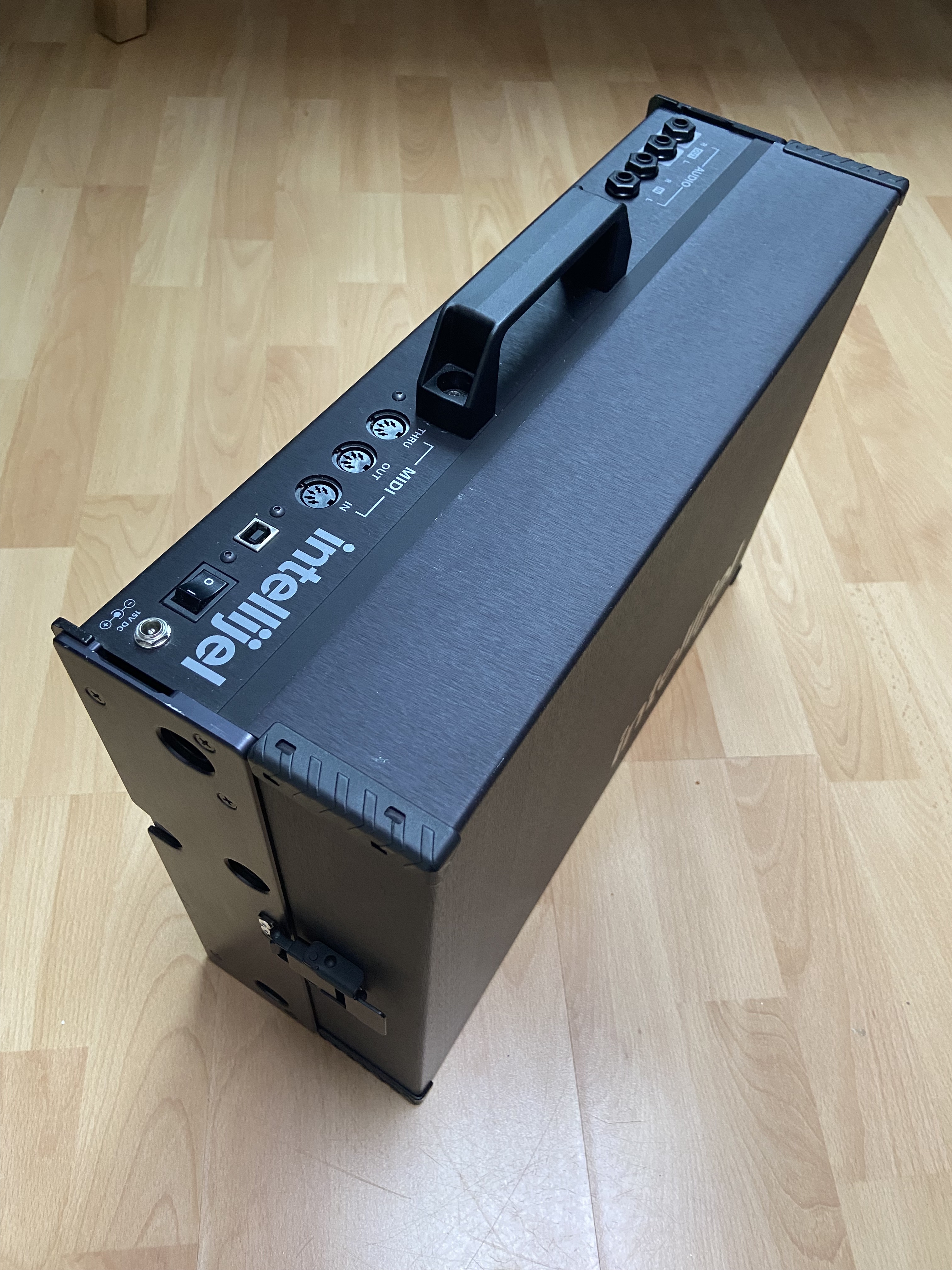 Intellijel Designs 7U case 84hp (36681)
