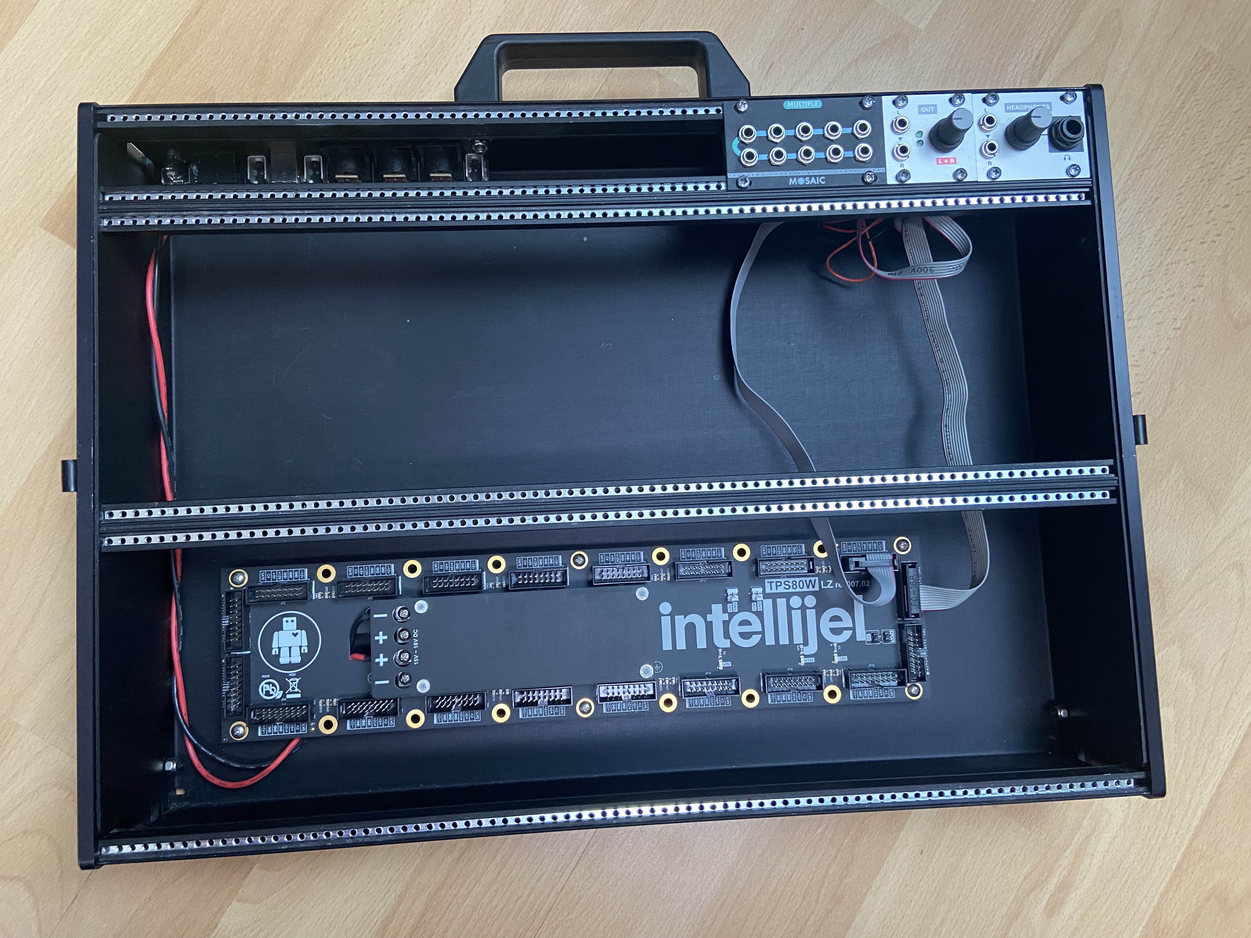 Intellijel Designs 7U case 84hp (19429)