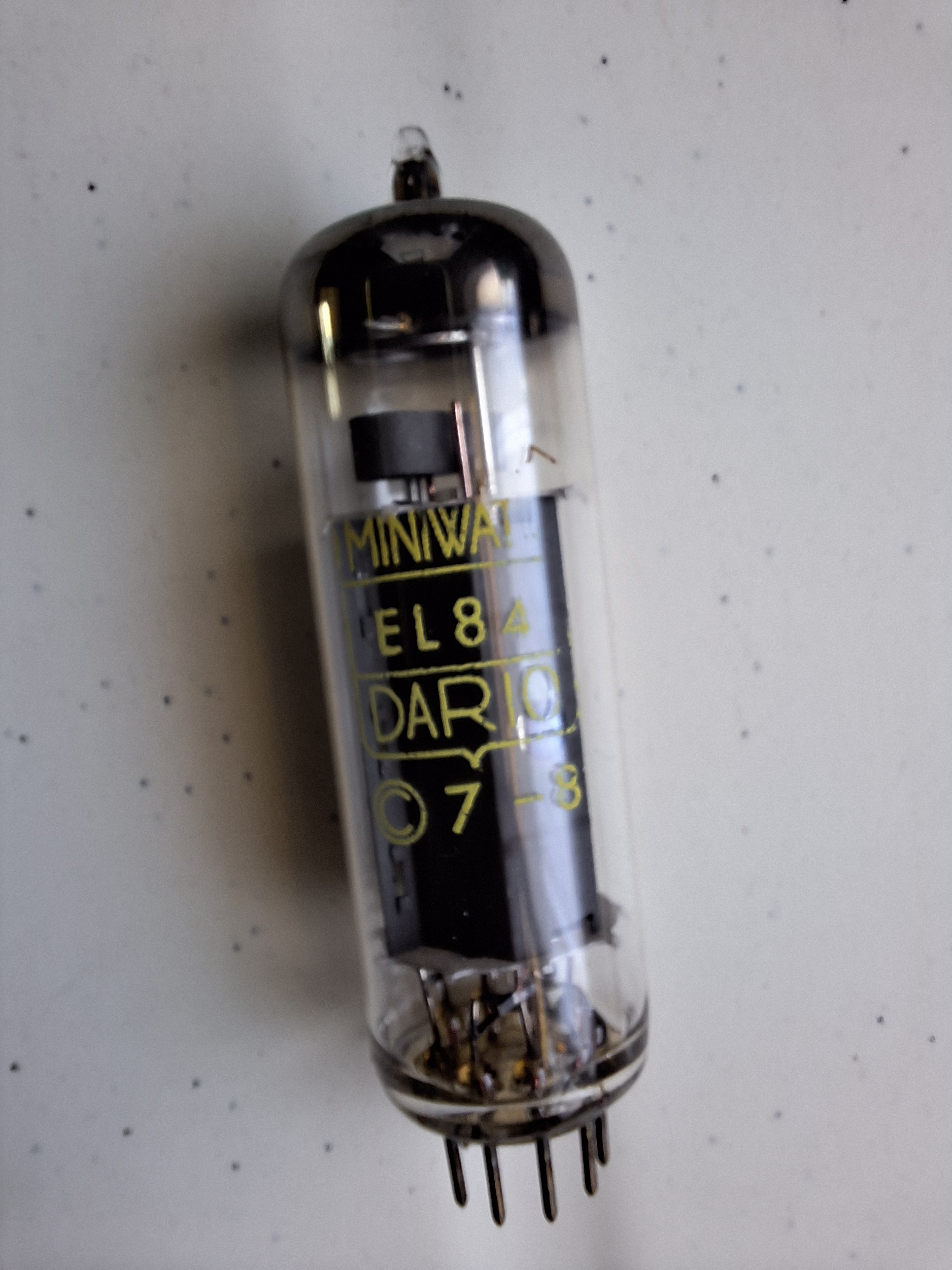 Lampe tube EL84 Dario Miniwatt HQ Herleen 1968 - Semaine 7 - Getter nickel