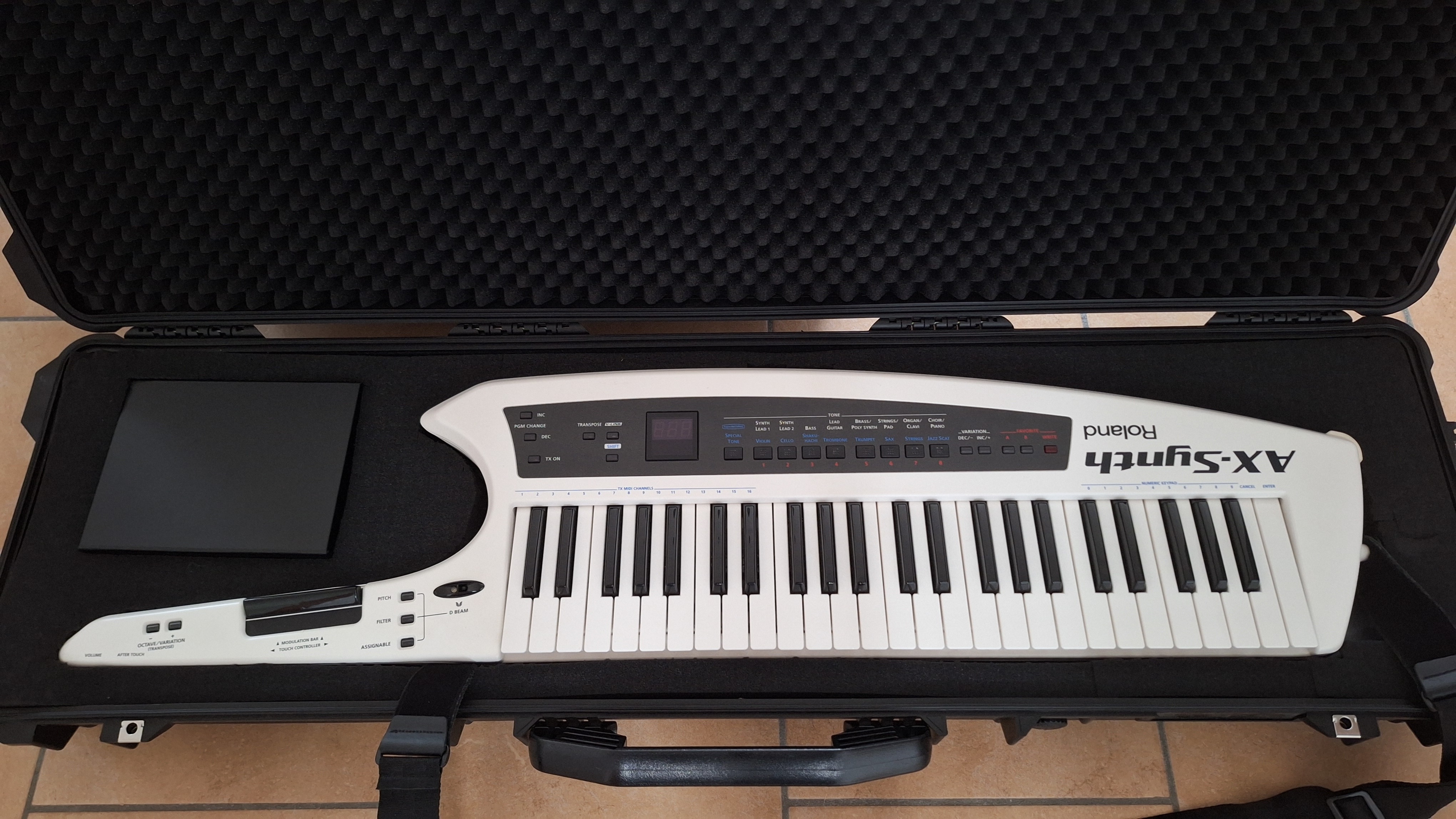 Vends Ax synth