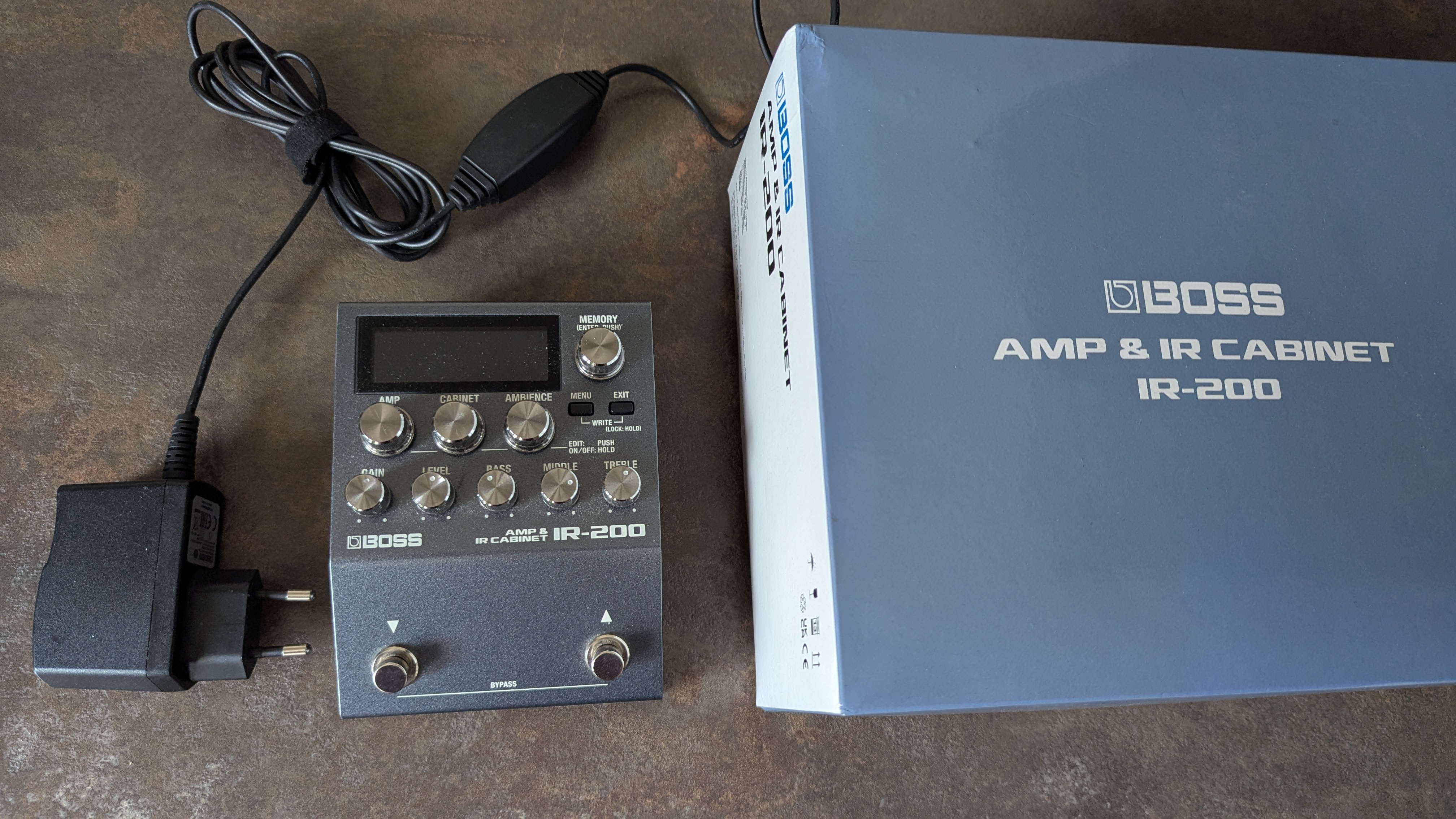 Vends Boss IR 200