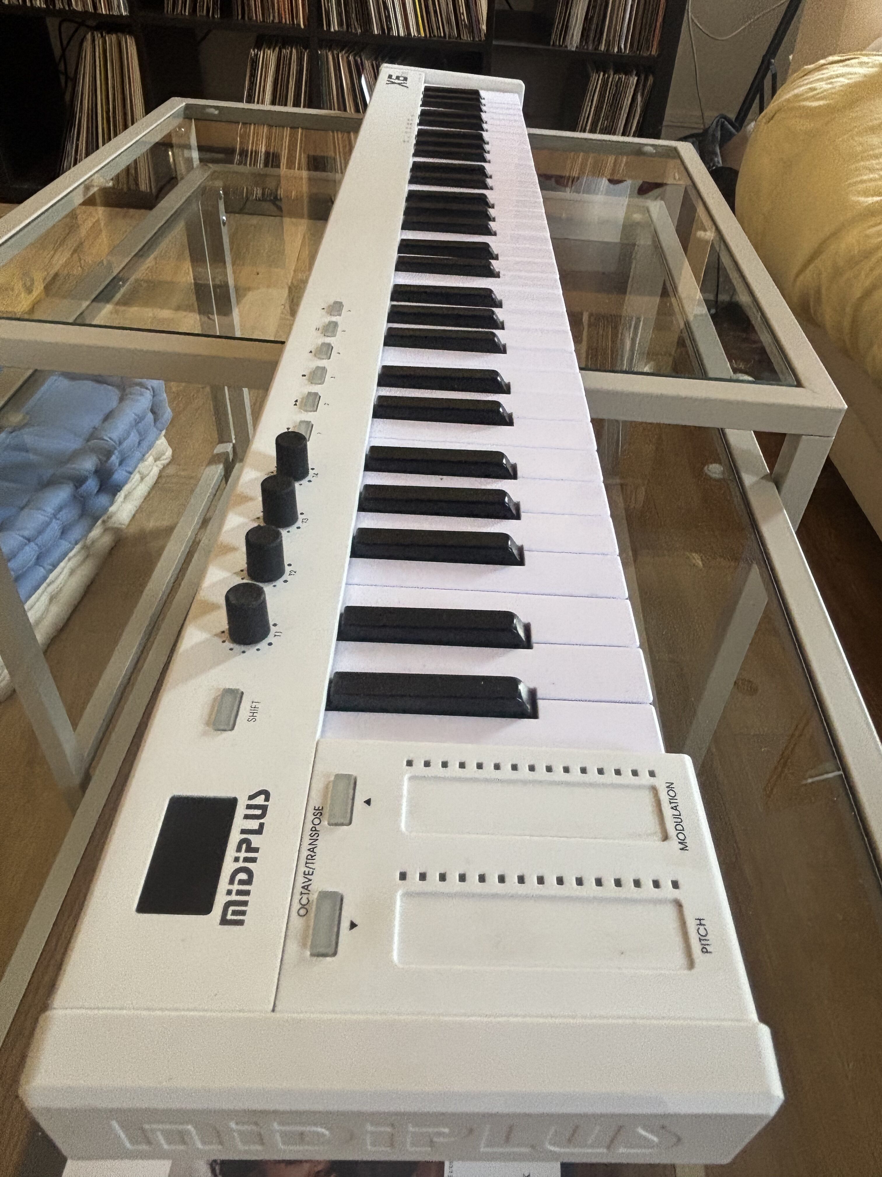 Midiplus X6 Mini (9286)