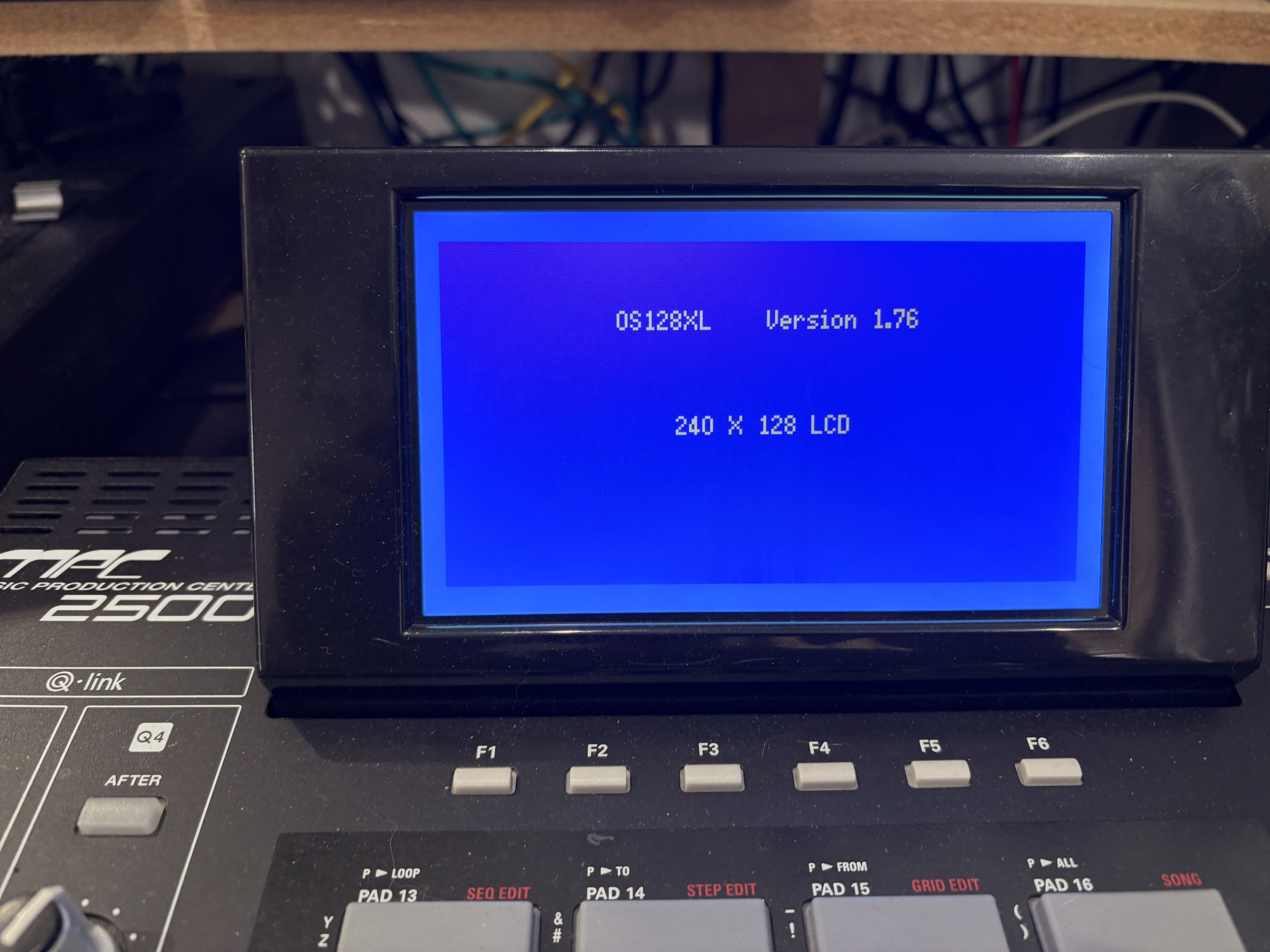 Akai Professional MPC2500 (51122)
