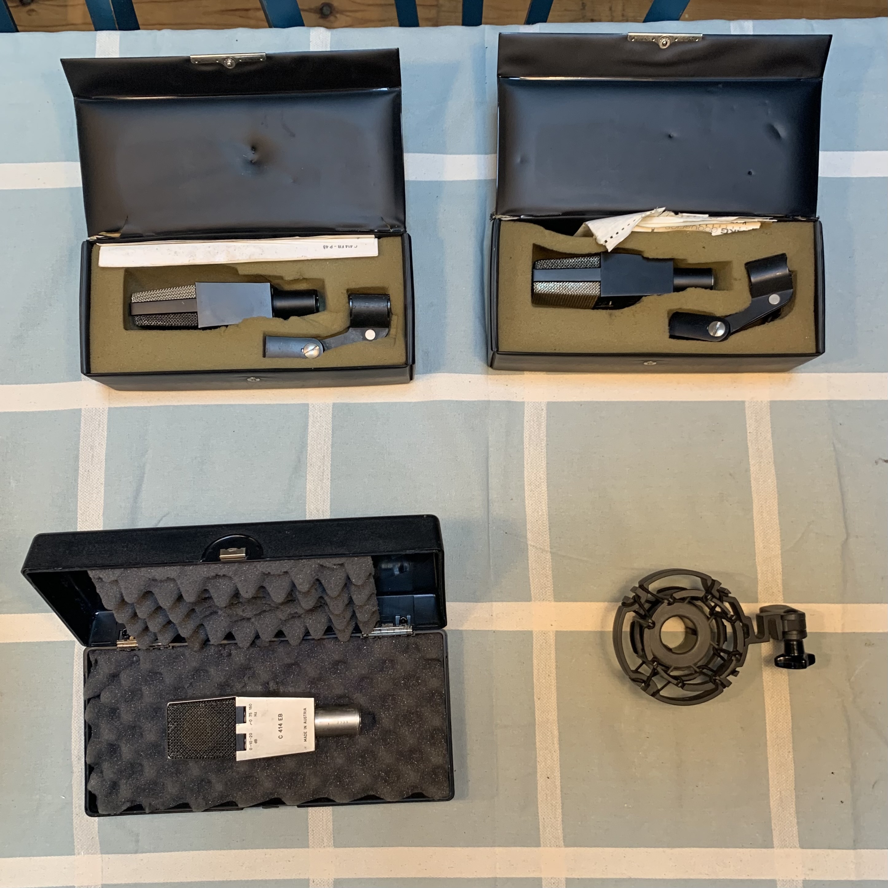 AKG C414 EB  03