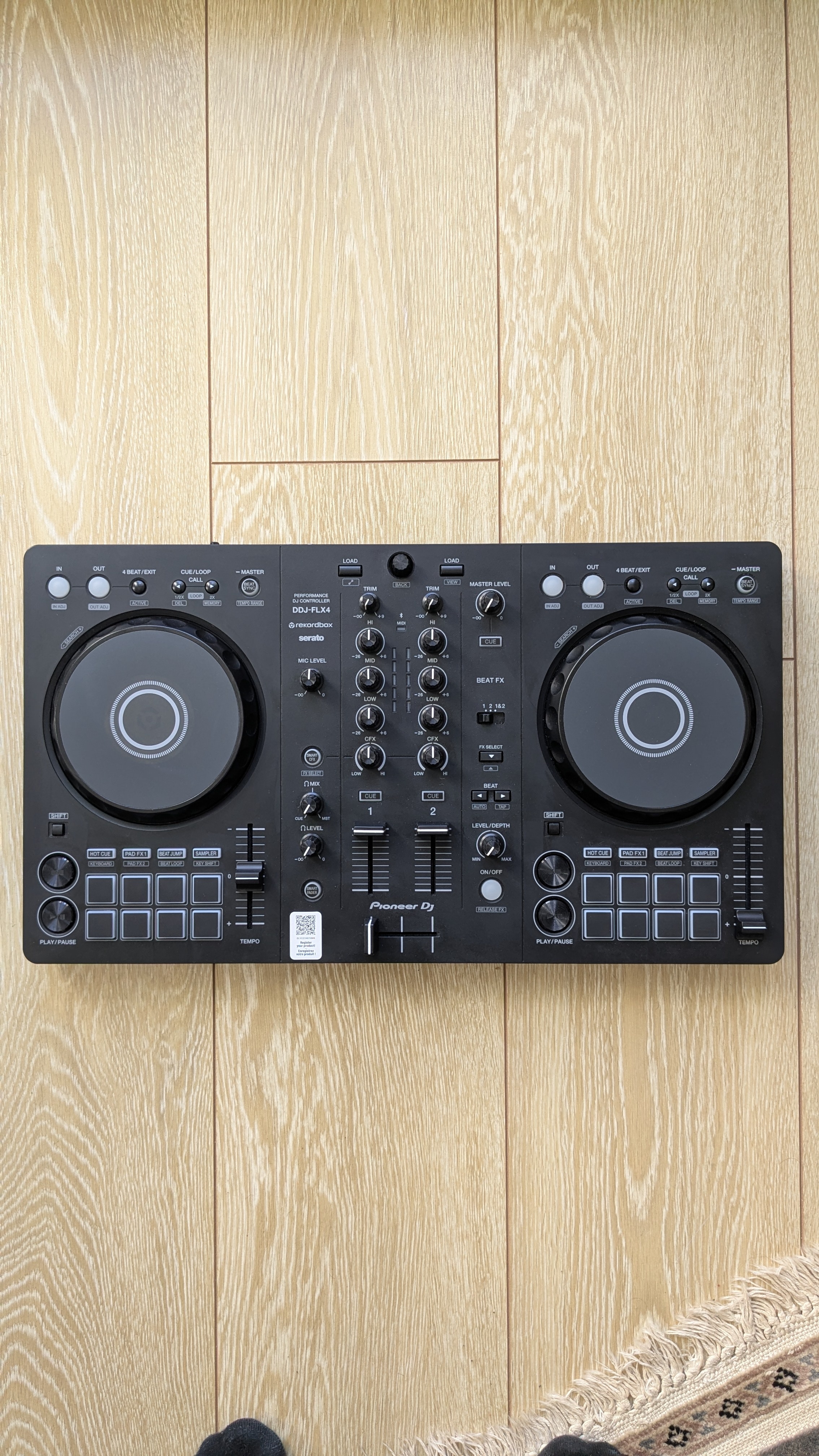 DDJ-FLX4 + sac de transport 
