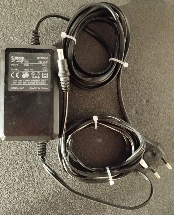 Informatique / Alimentation / Lineaire / Regulee / Filtree / 13,5V / 1A / Canon K30081 / Art Audio