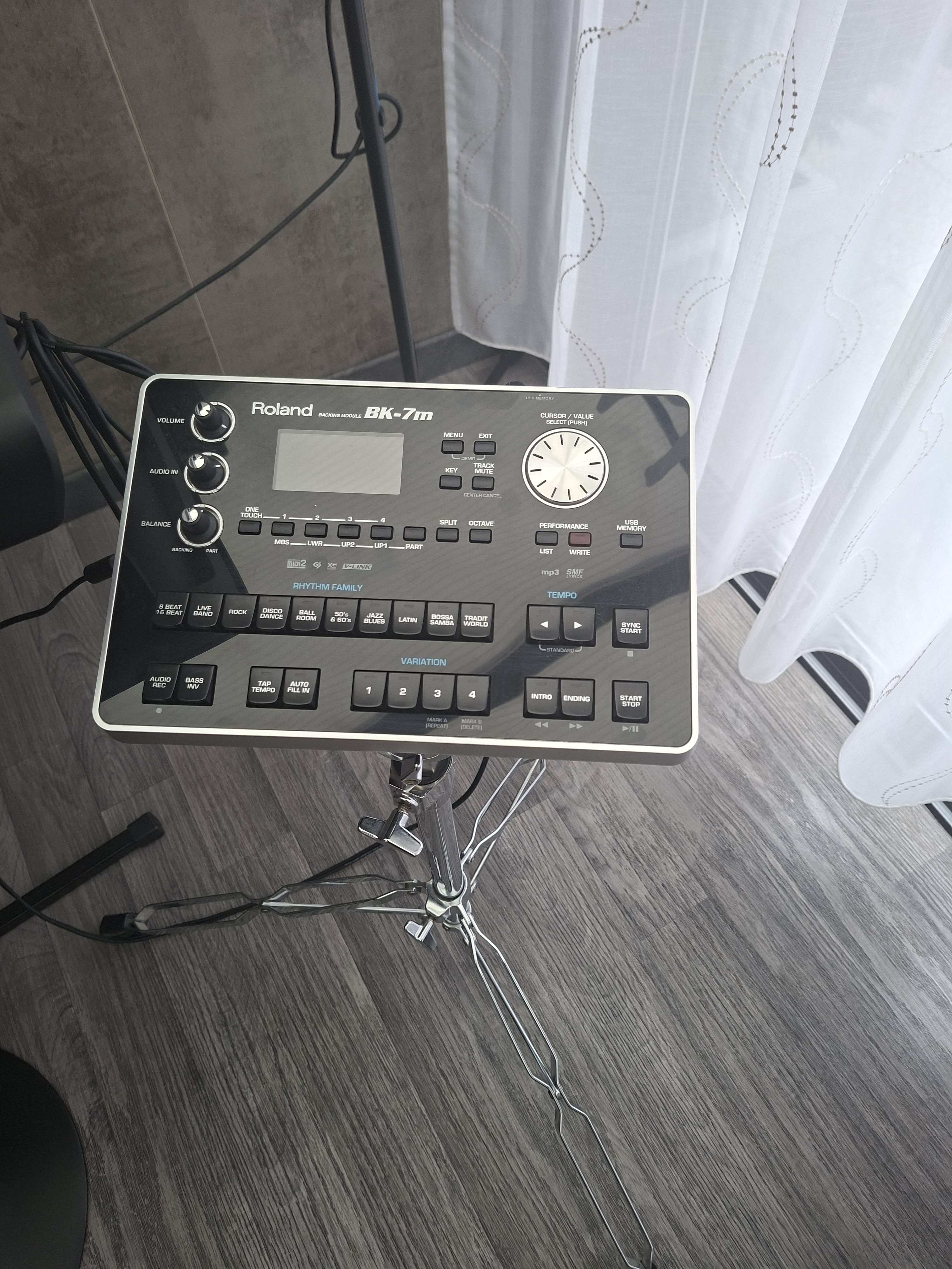 Vends Roland BK7M