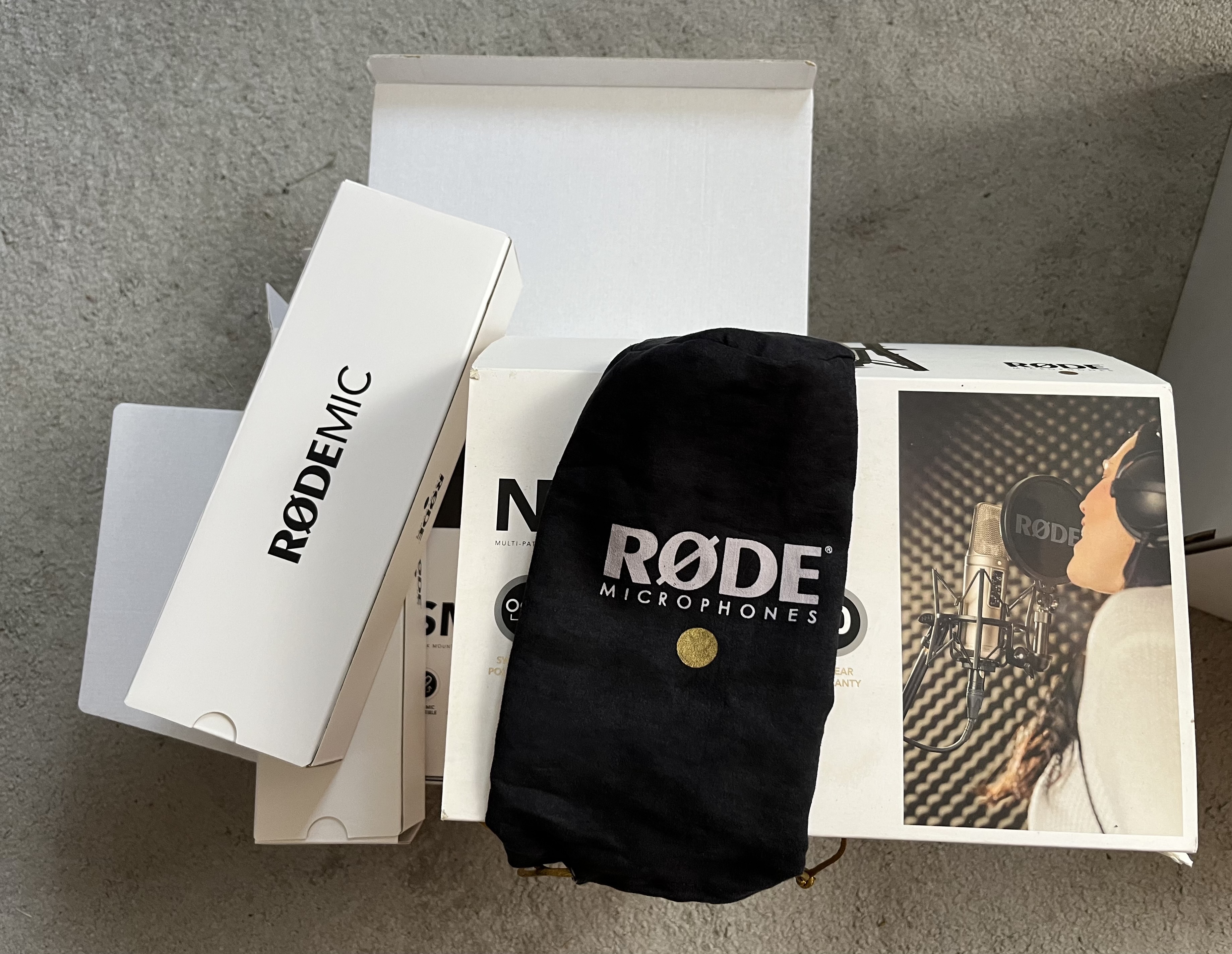 RODE NT2A (15742)