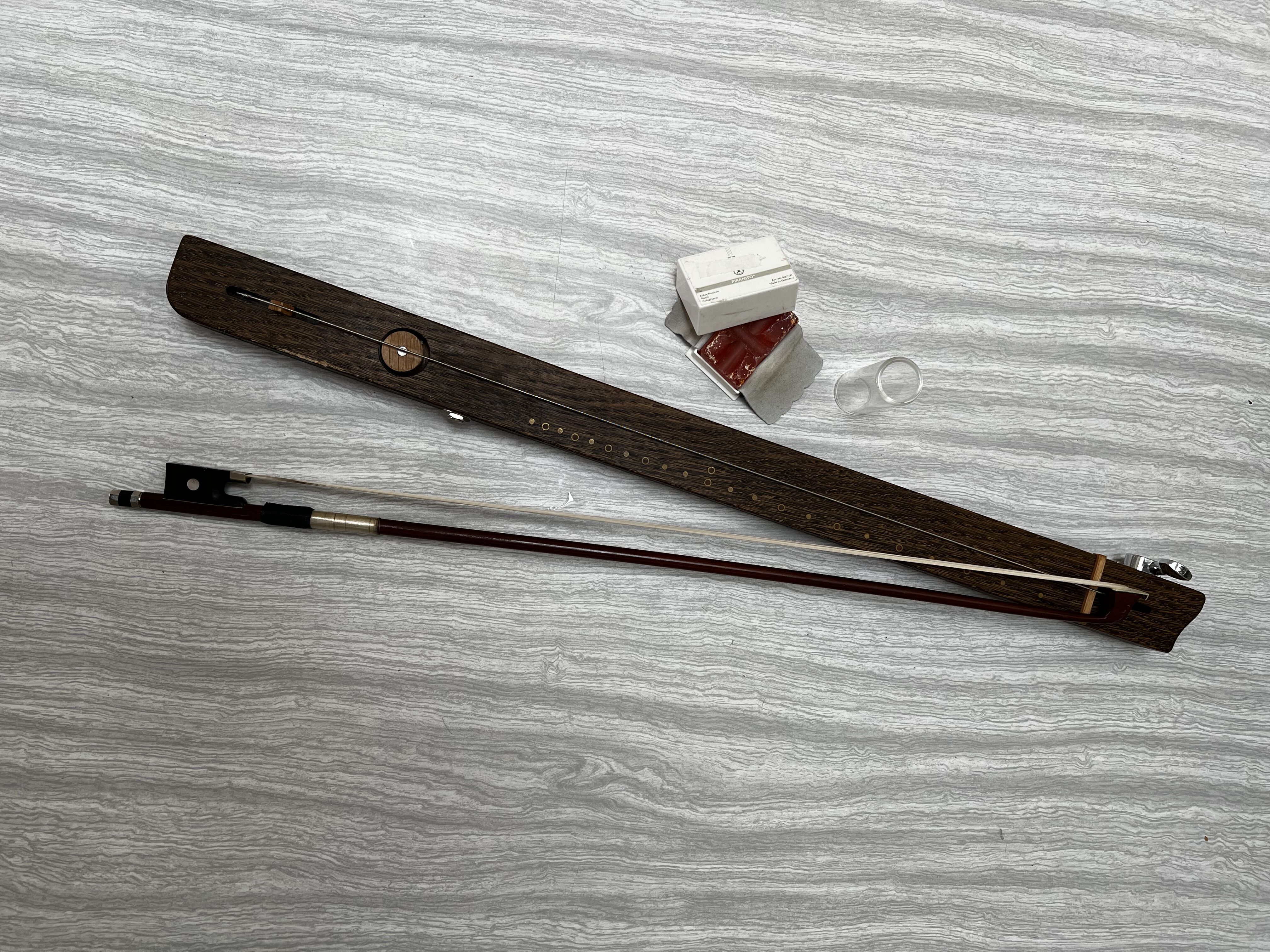 Vends Diddley Bow Syro Instruments