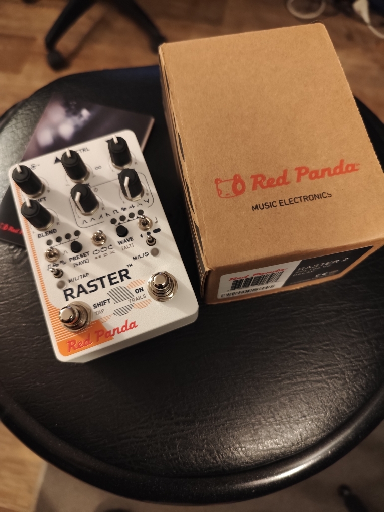 Vds Red Panda Raster V2 comme neuve