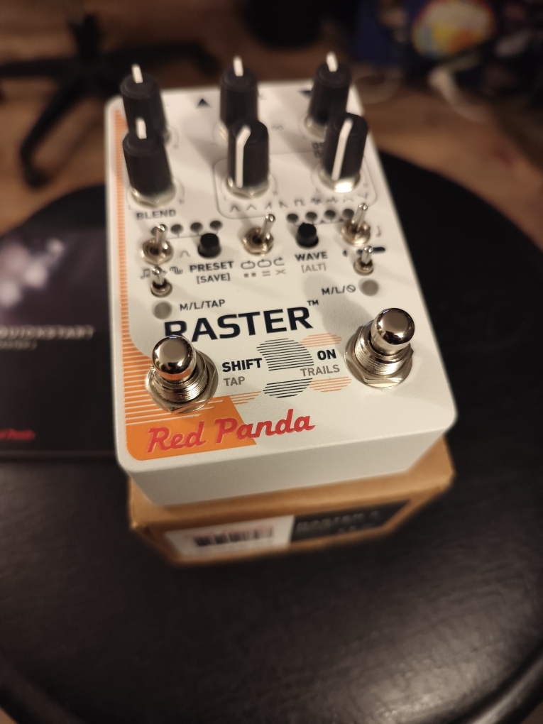 Red Panda Raster 2 (88986)
