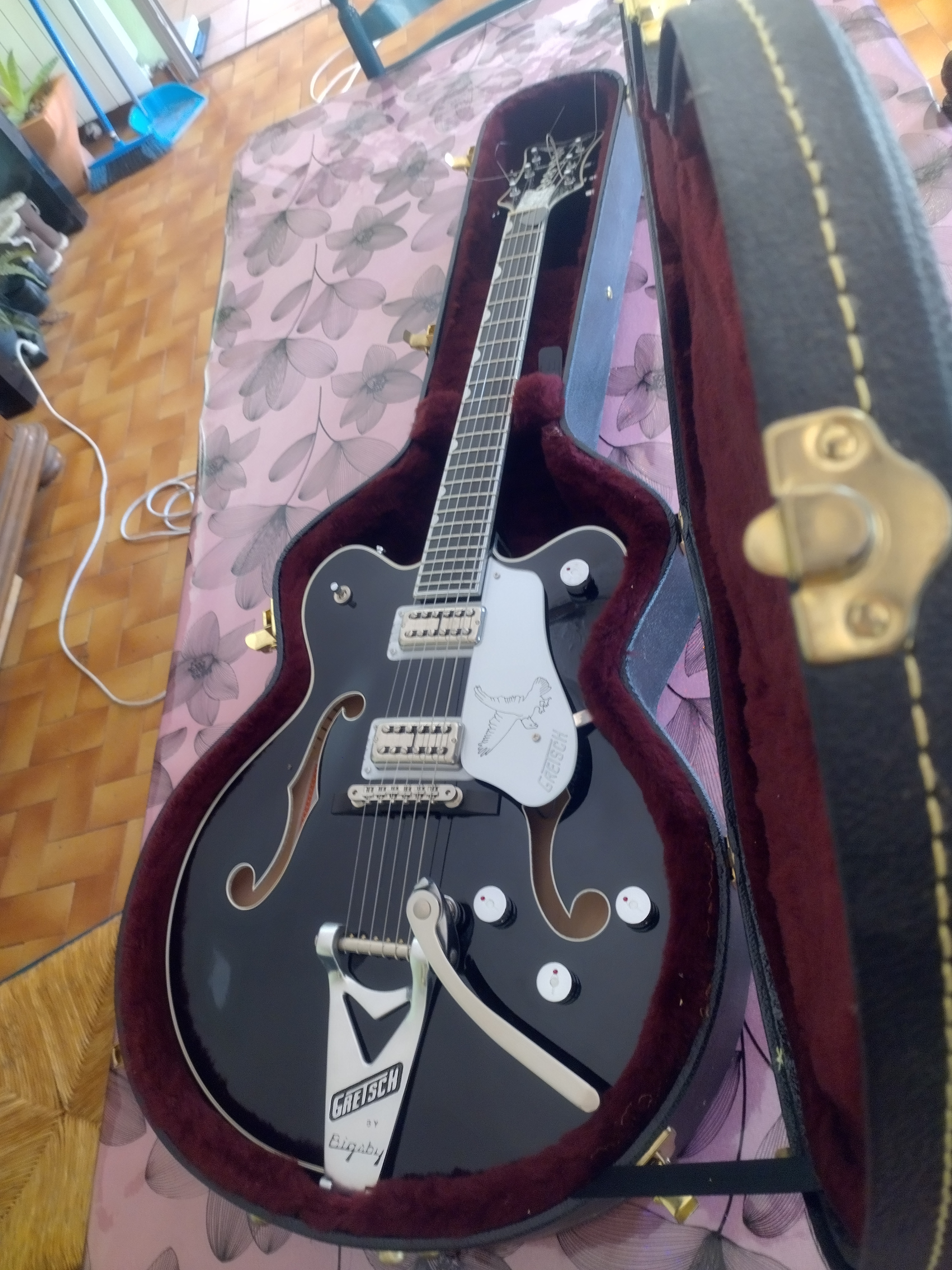 Guitare Gretsch falcon