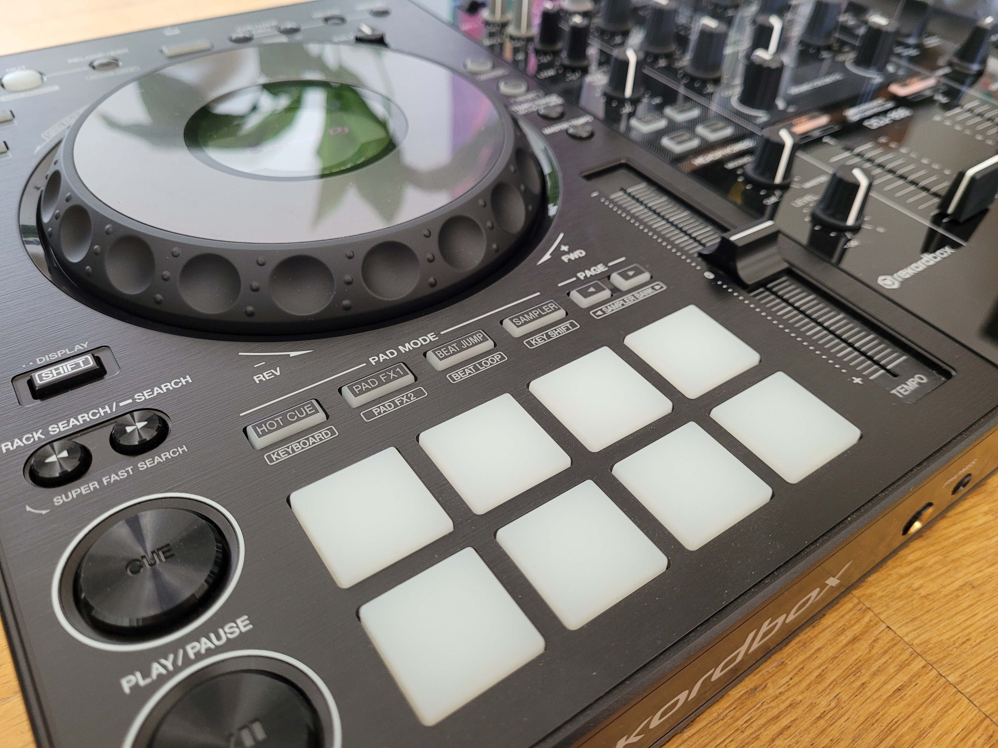 Pioneer DDJ-800 (79837)