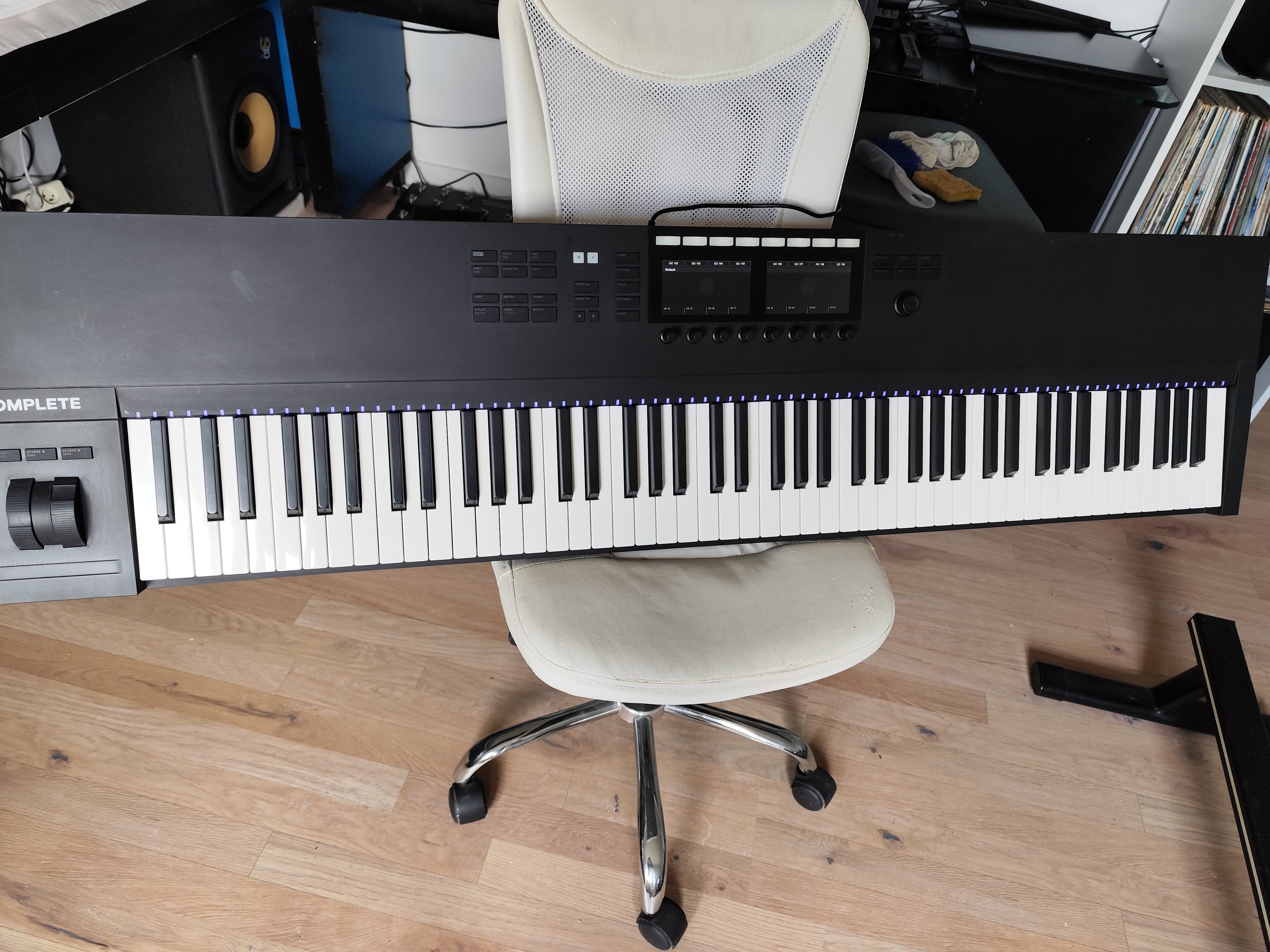 Native Instruments Komplete Kontrol S88 mk2 
