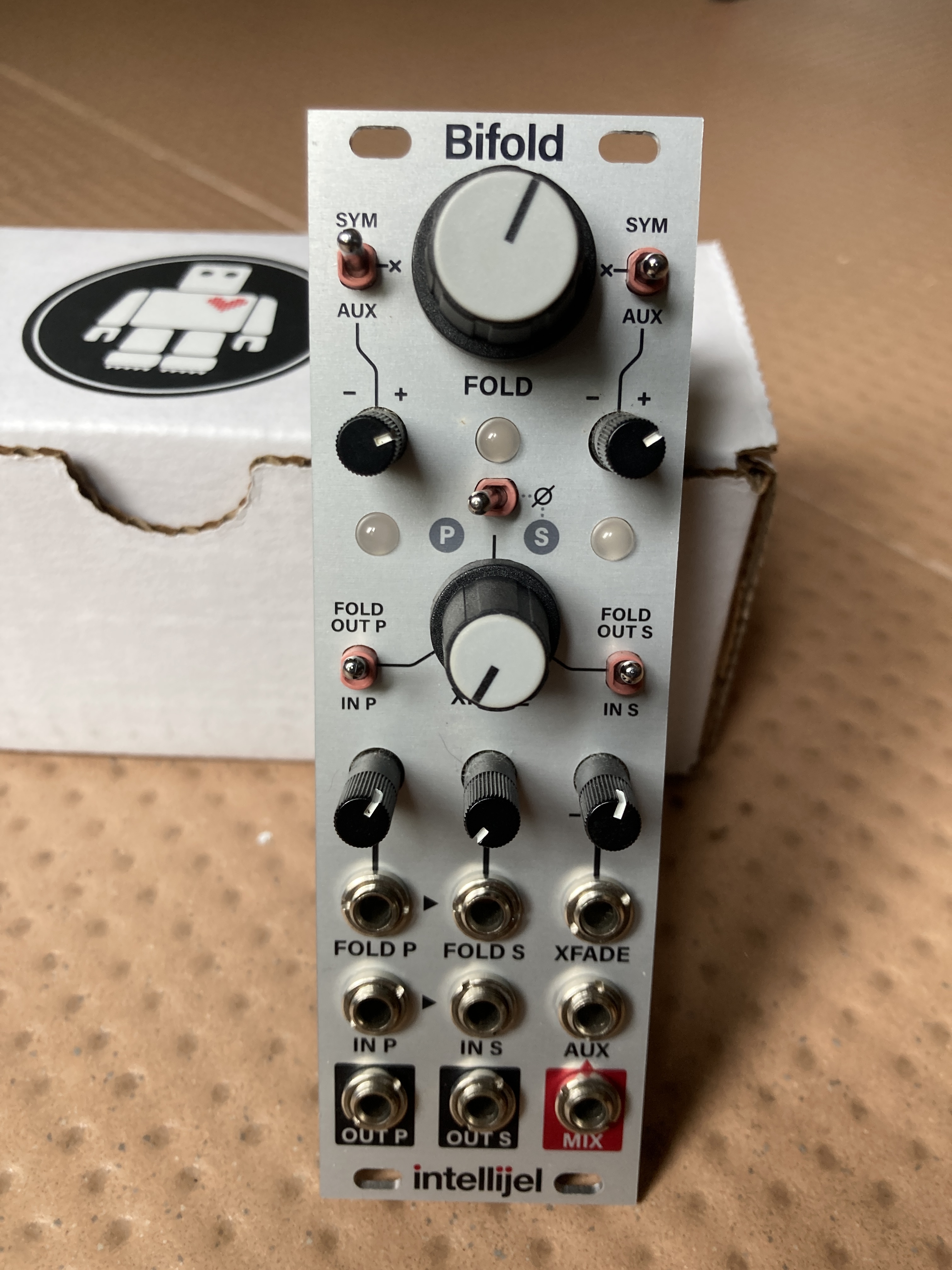 Vends Intellijel Bifold