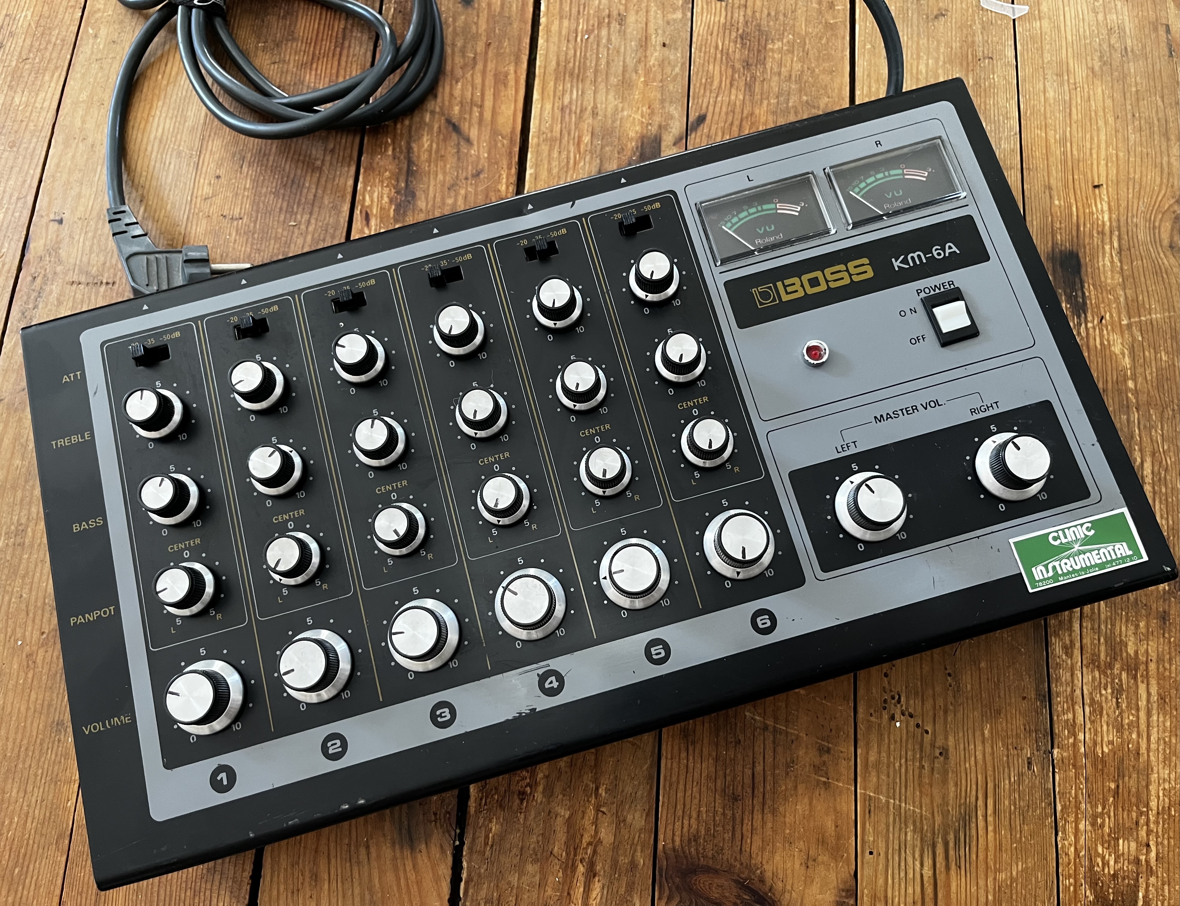 Boss KM-6A Mixer (46587)