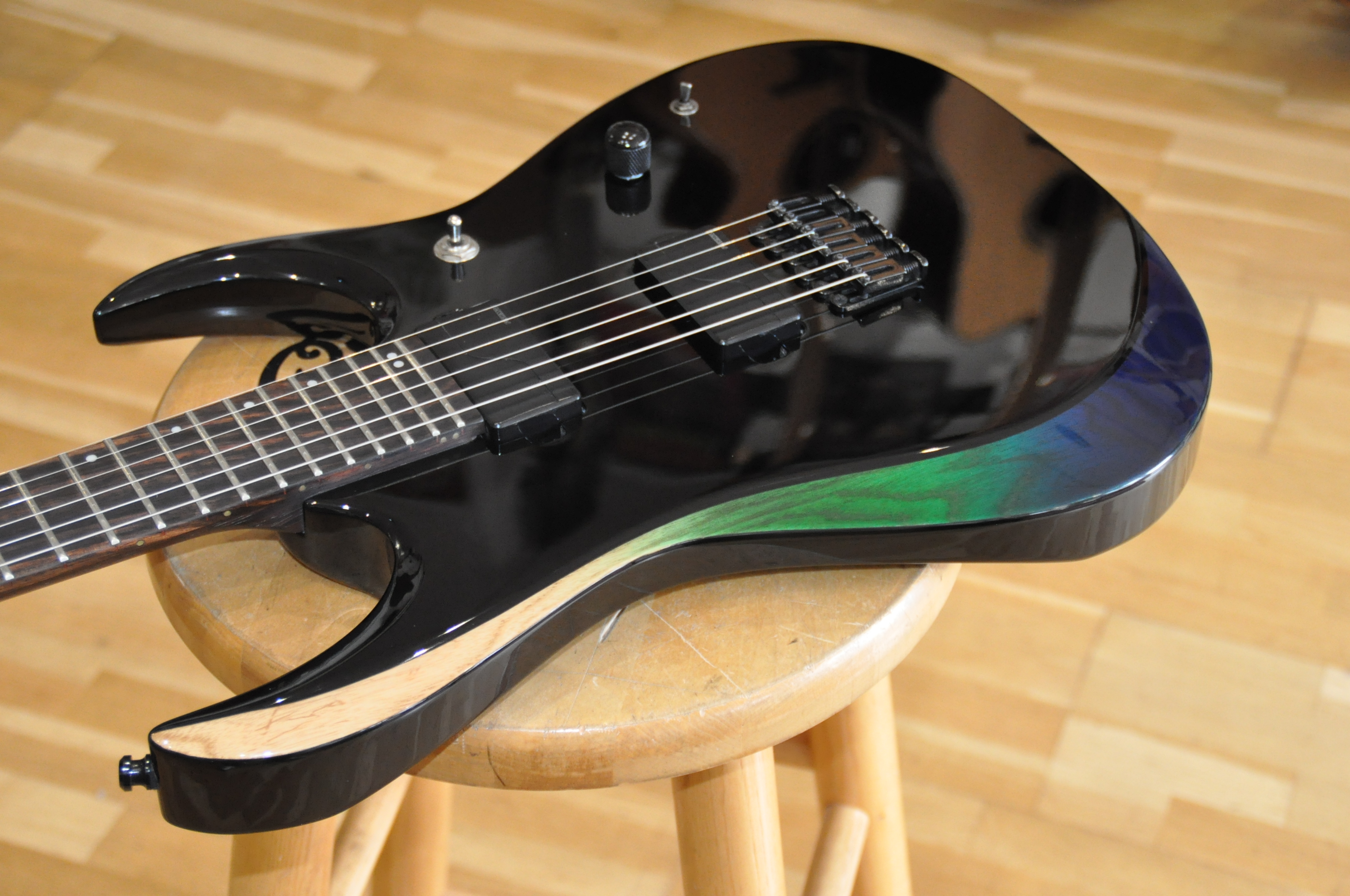 Ibanez RGD61ALA Axion Label (78444)
