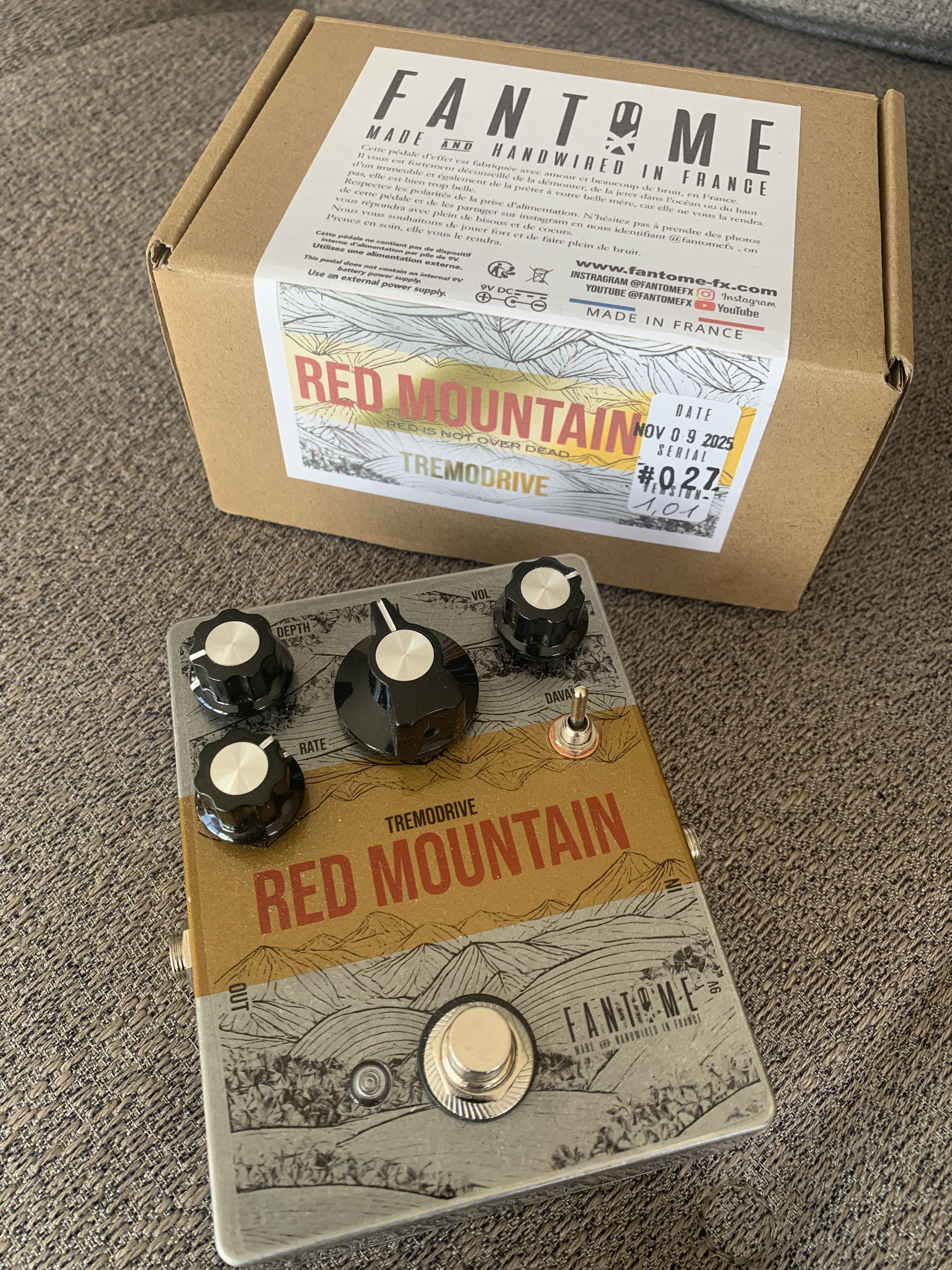 Vends overdrive + Tremolo - Red Mountain de chez Fantome Fx