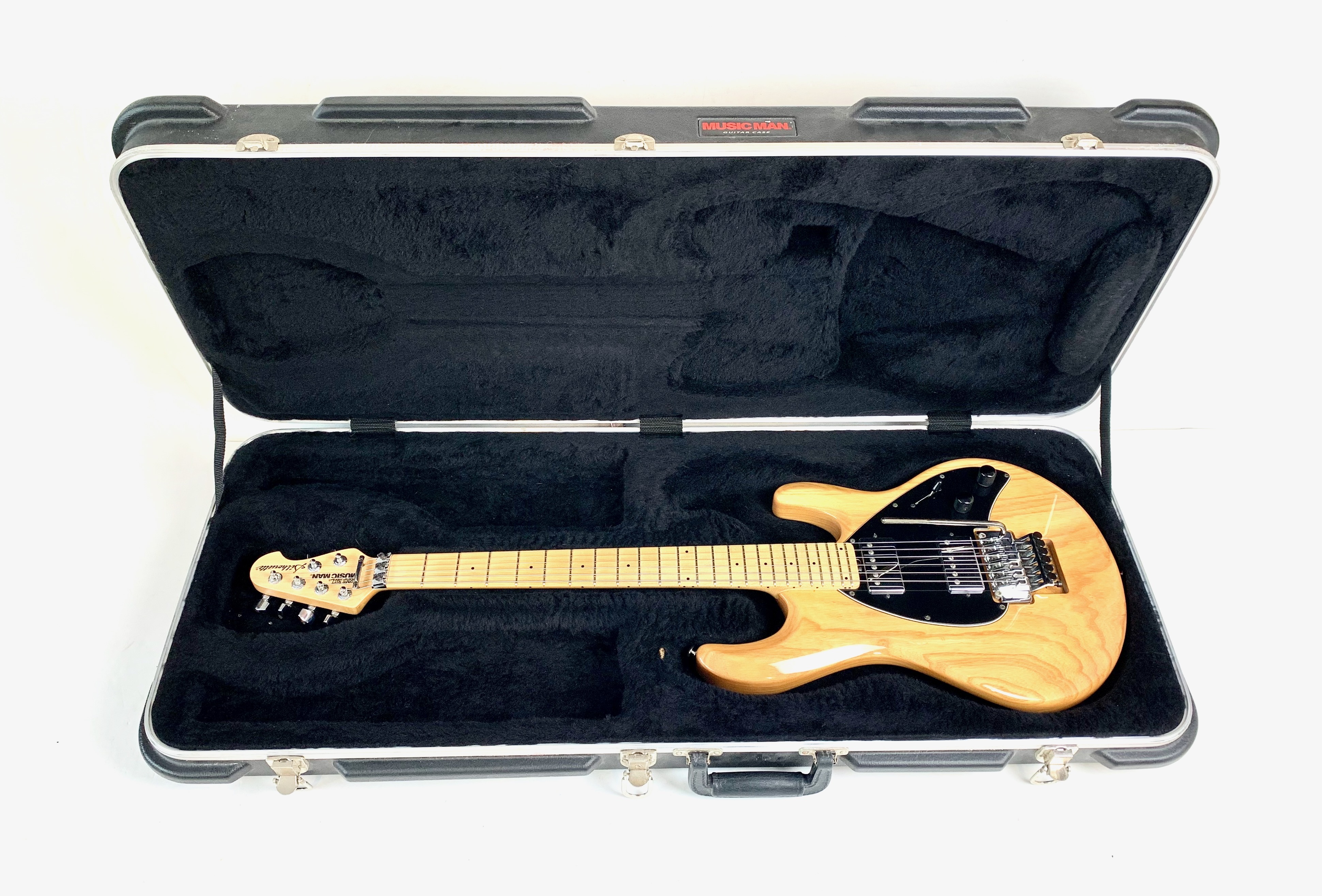 Music Man Silhouette HH (57950)