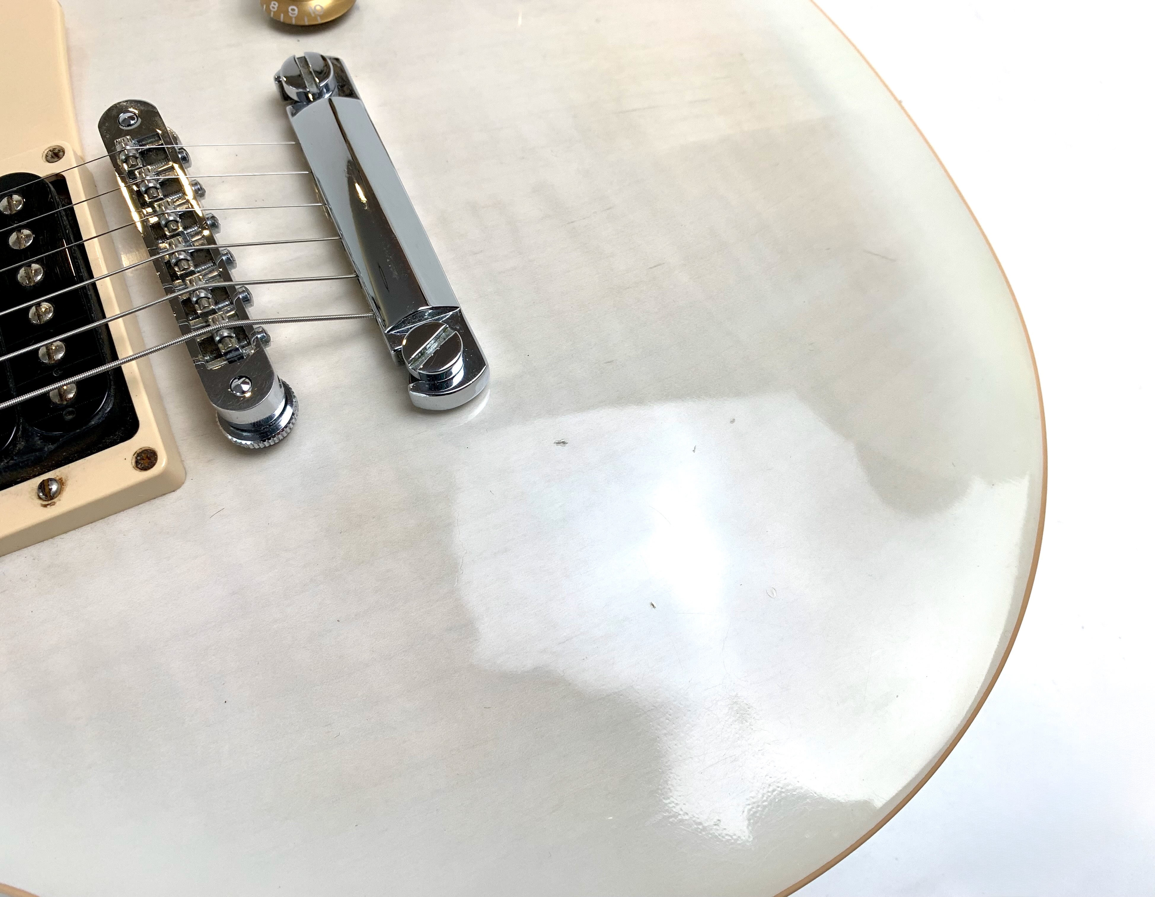 Gibson Les Paul Signature T (64008)