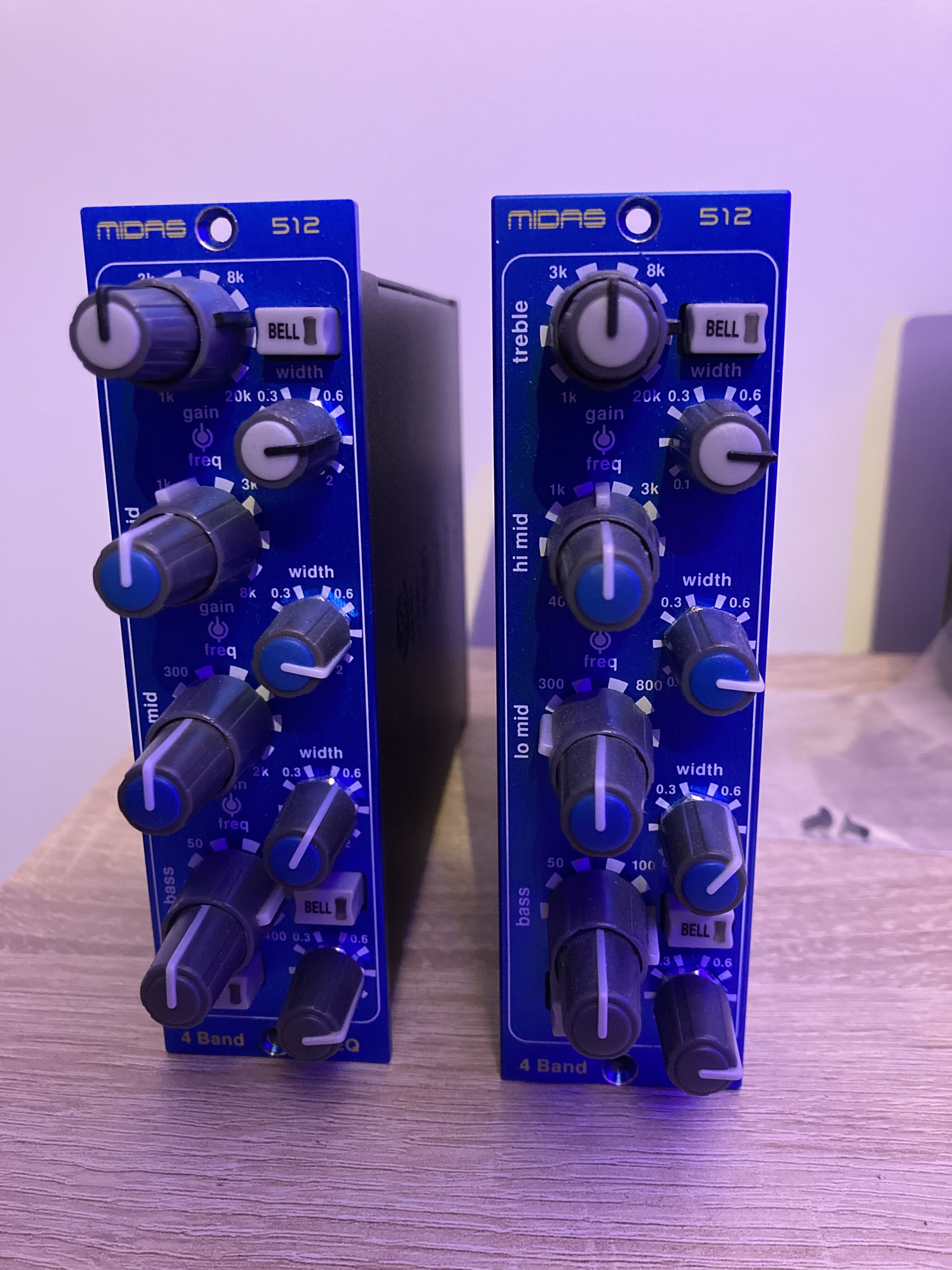 vends PAIRE d'EQ Midas 512 (format 500)