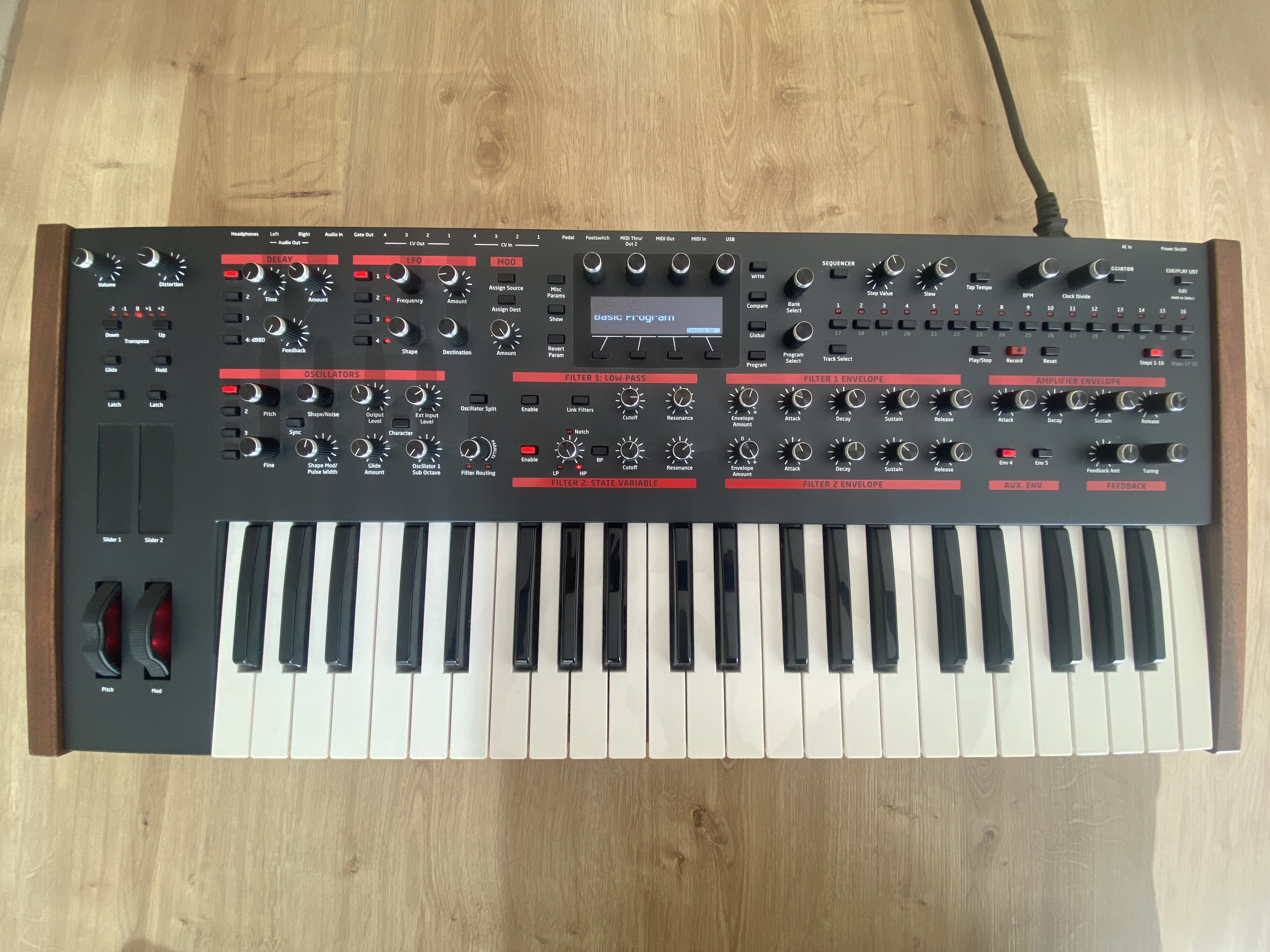 Dave Smith Pro 2