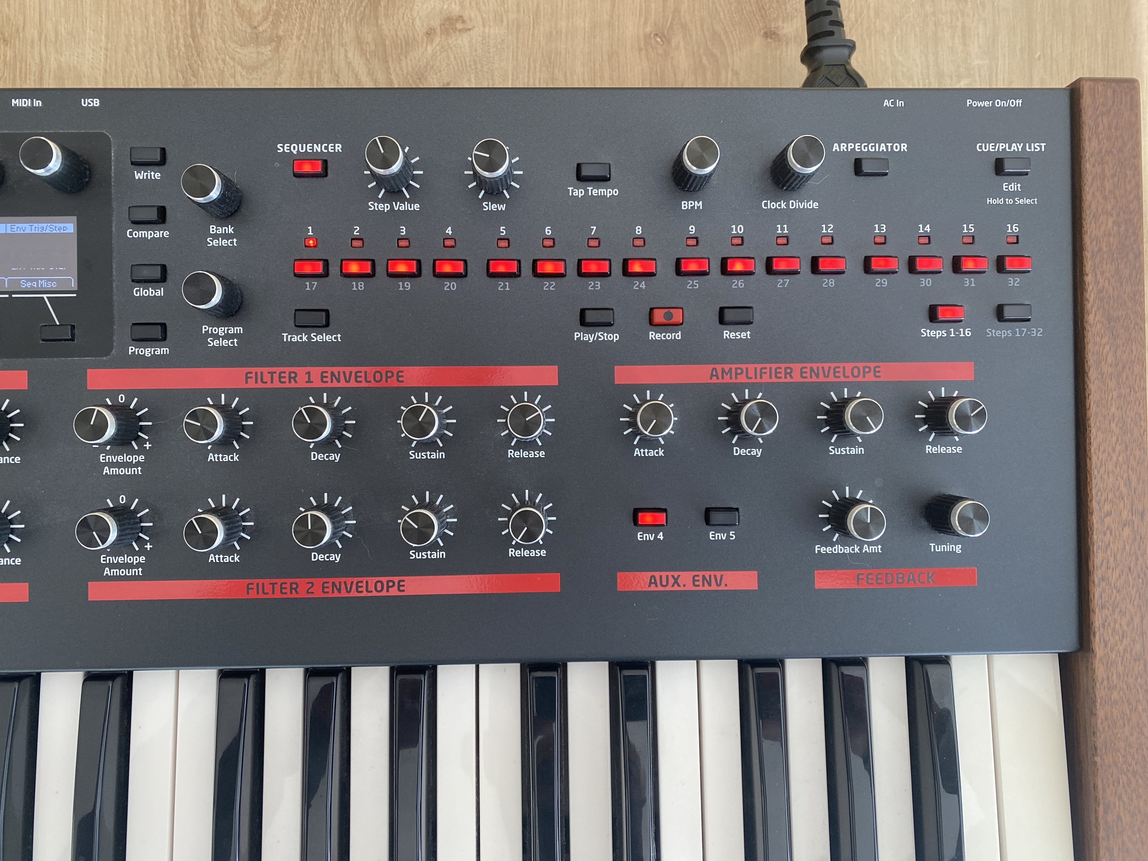 Dave Smith Instruments Pro 2 (45163)