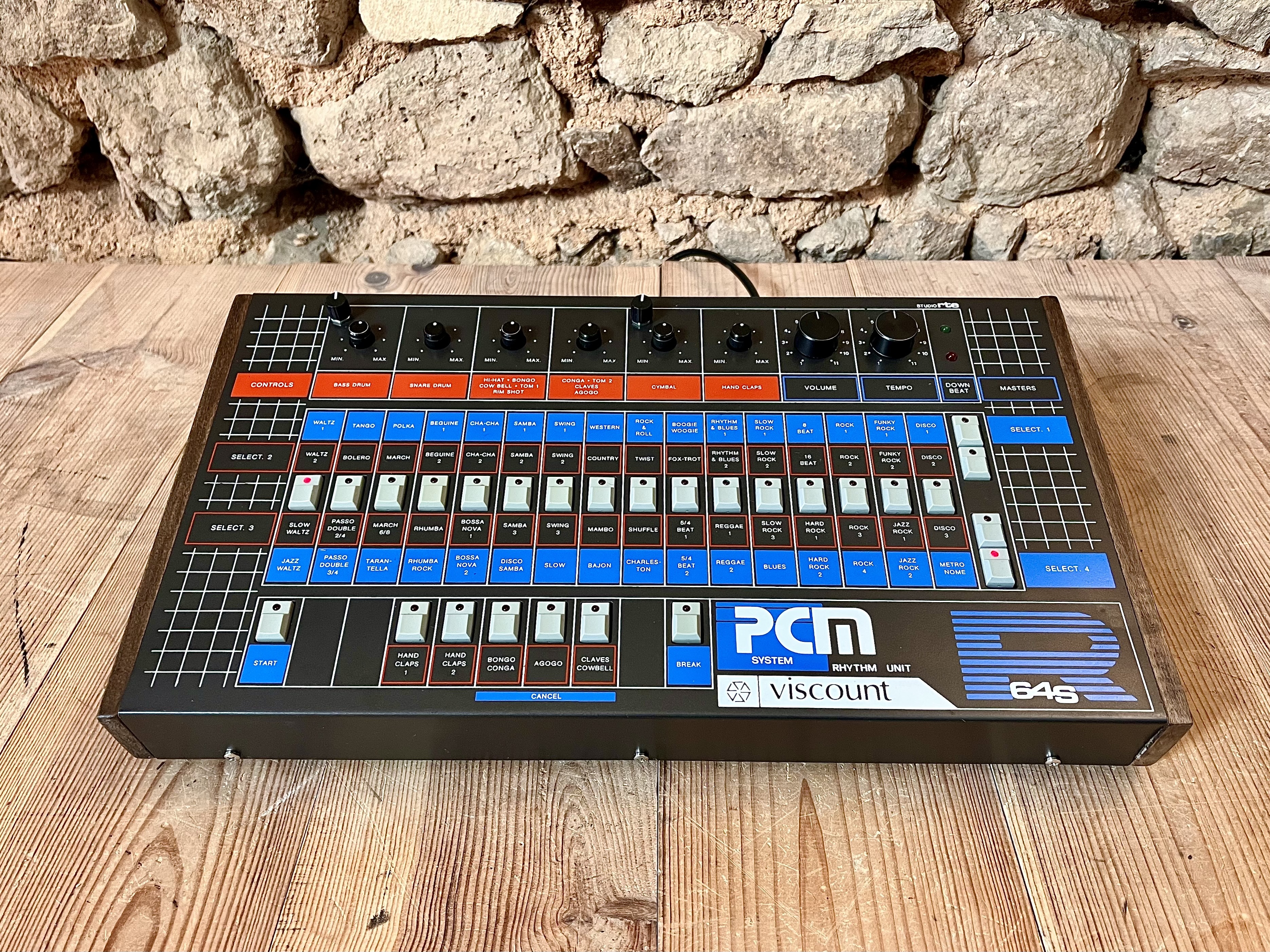 Viscount PCM R64S modifiée 