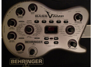 Behringer Bass V-amp (55158)