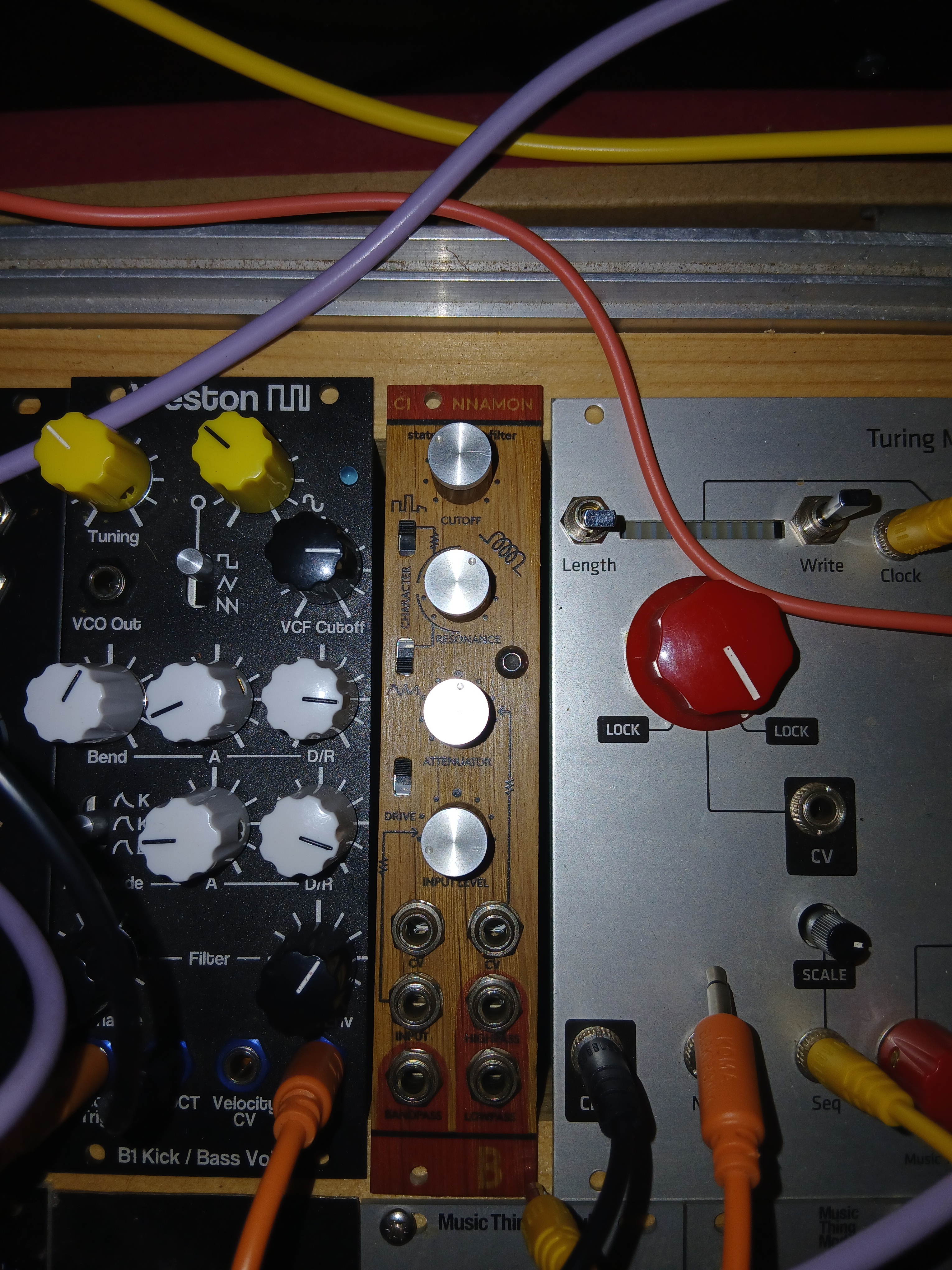 Cinnamon Bastl Instruments