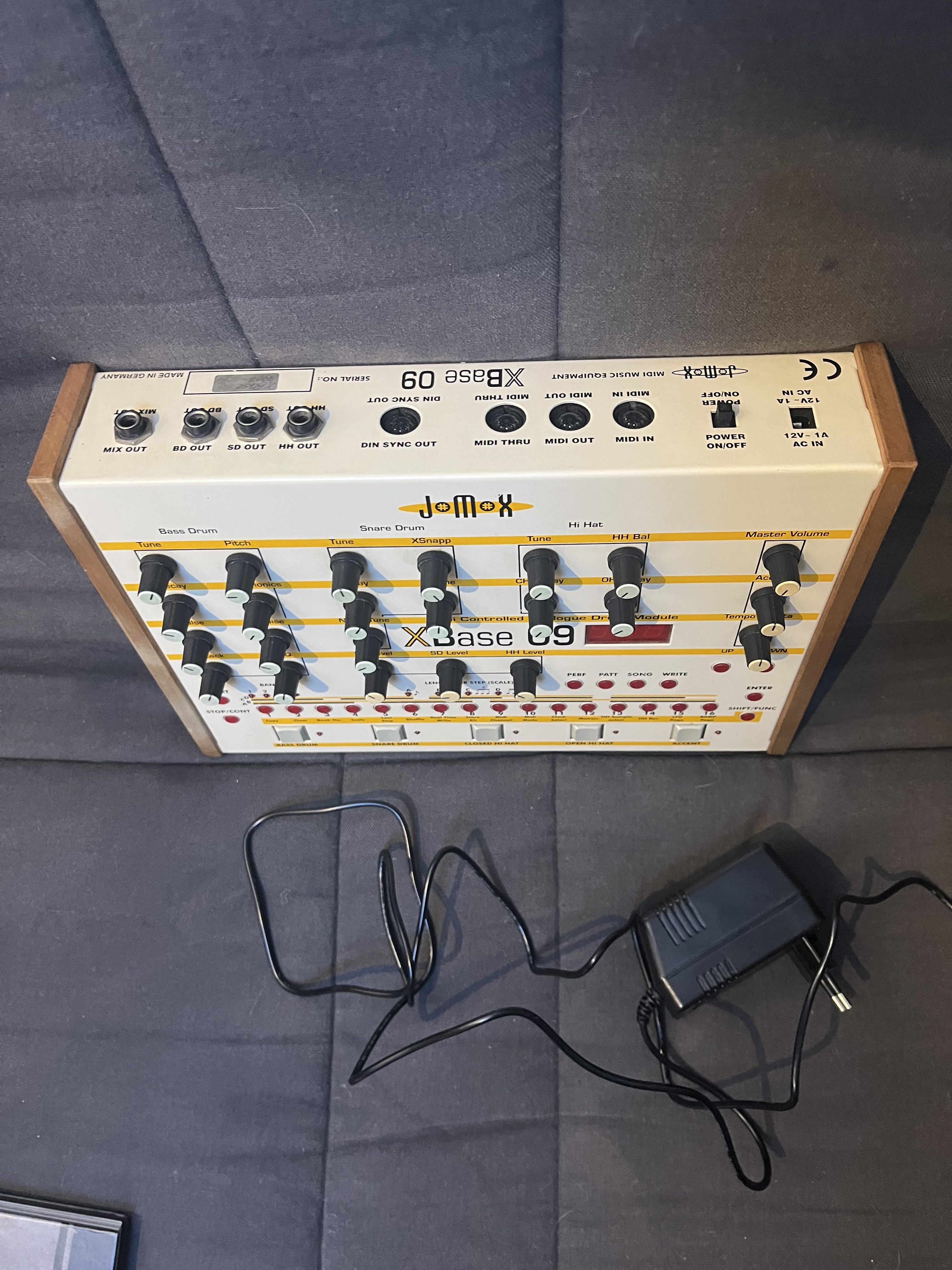 JoMoX XBase 09 (96699)