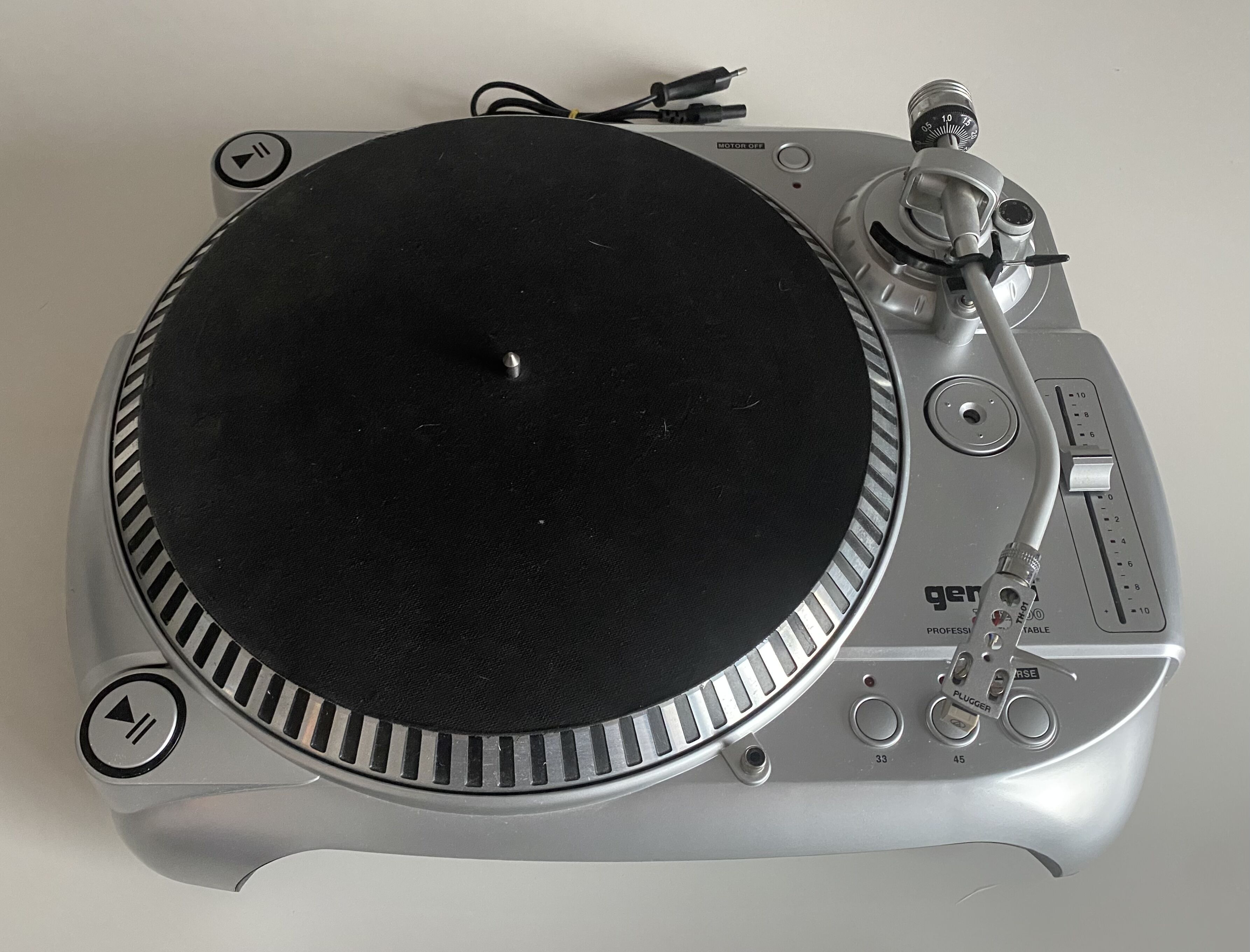 Platine disque vinyle GEMINI TT-2000 (Direct drive)