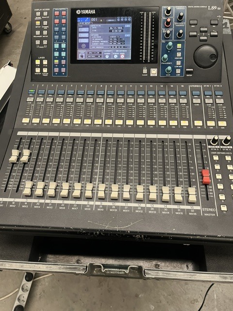 YAMAHA LS9-16
