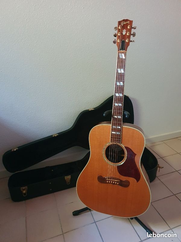 Vends superbe Gibson Songwriter Deluxe Studio 