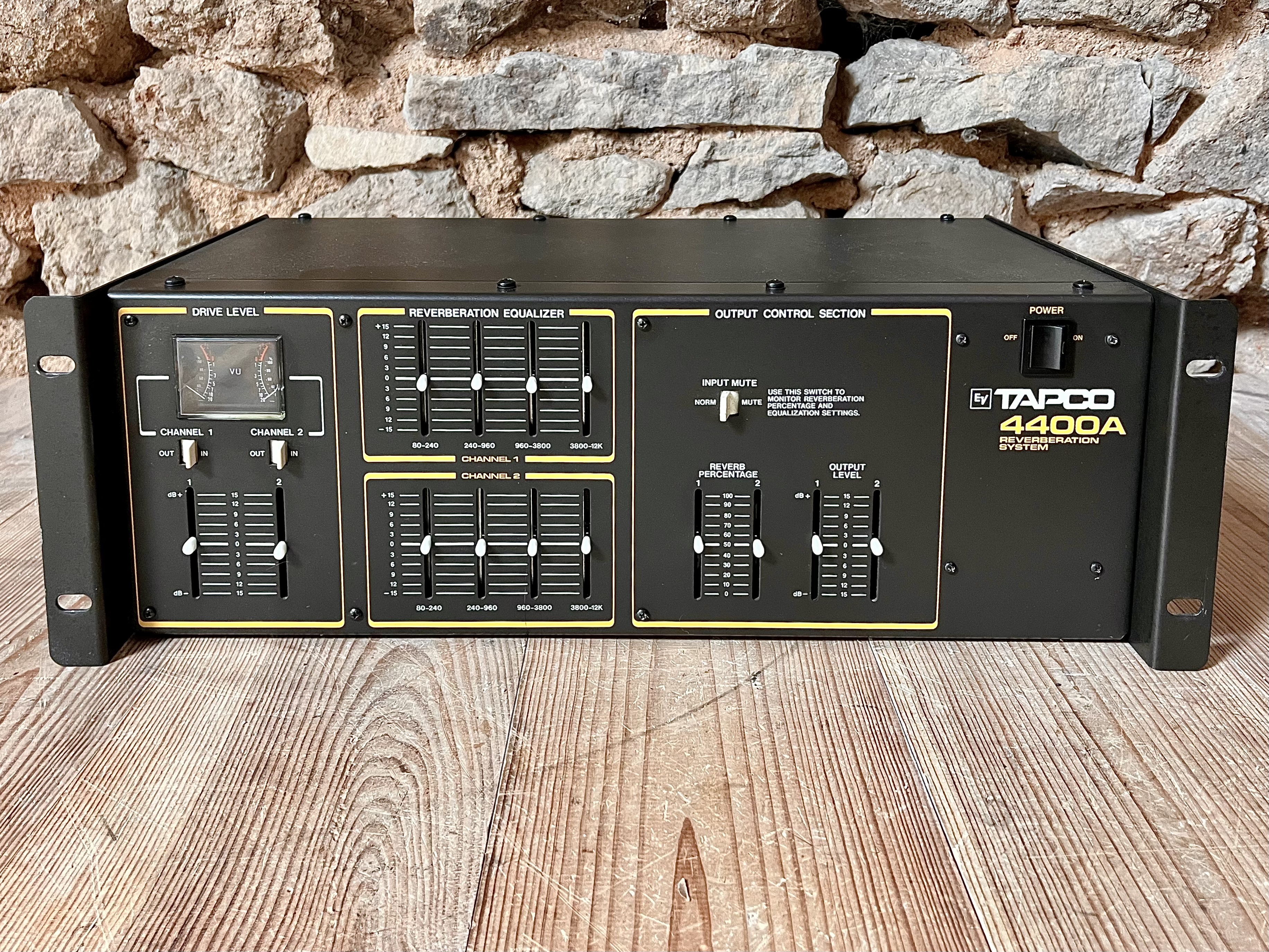 fully serviced Tapco 4400A Reverberation System 