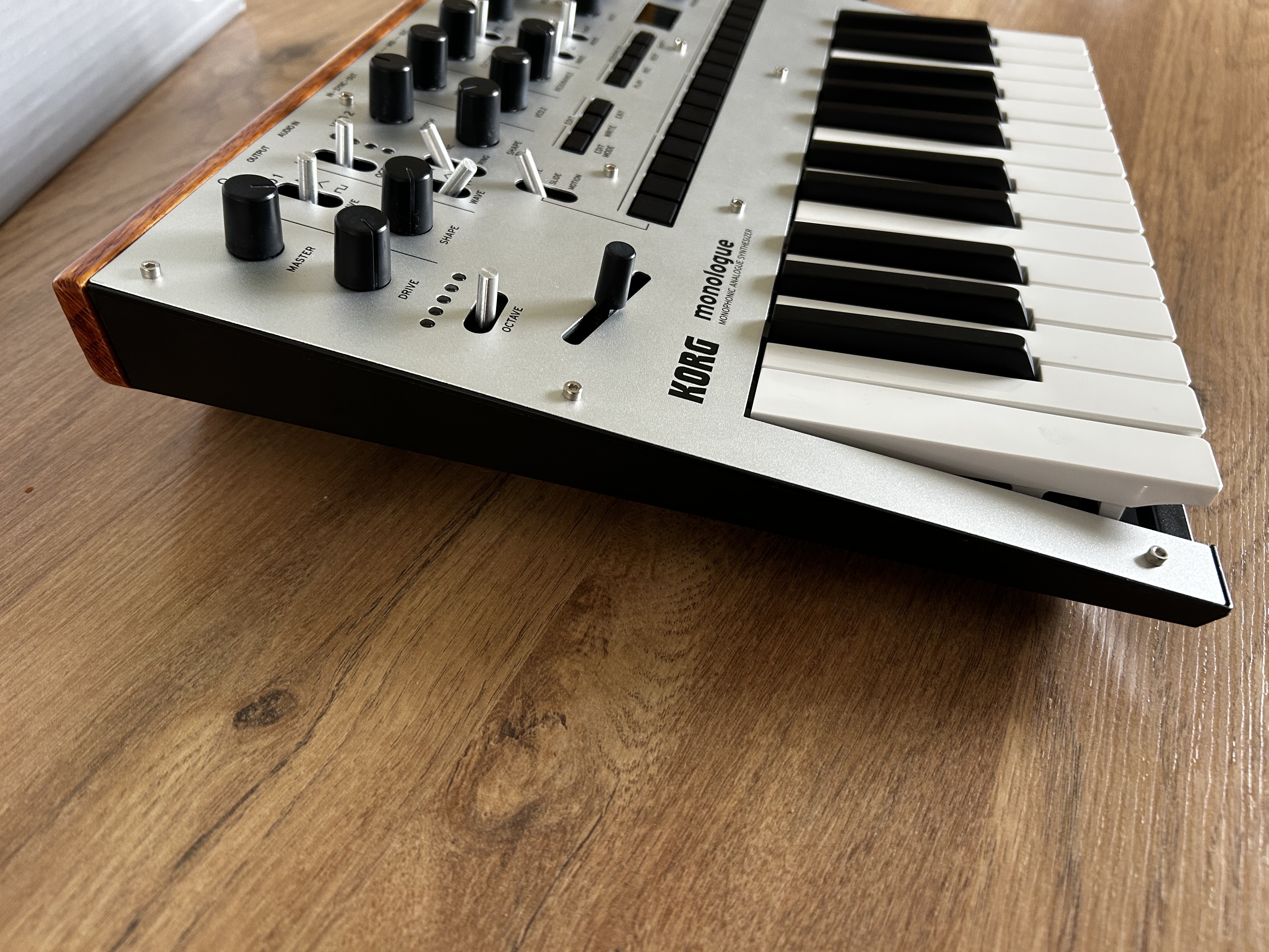 korg 1068