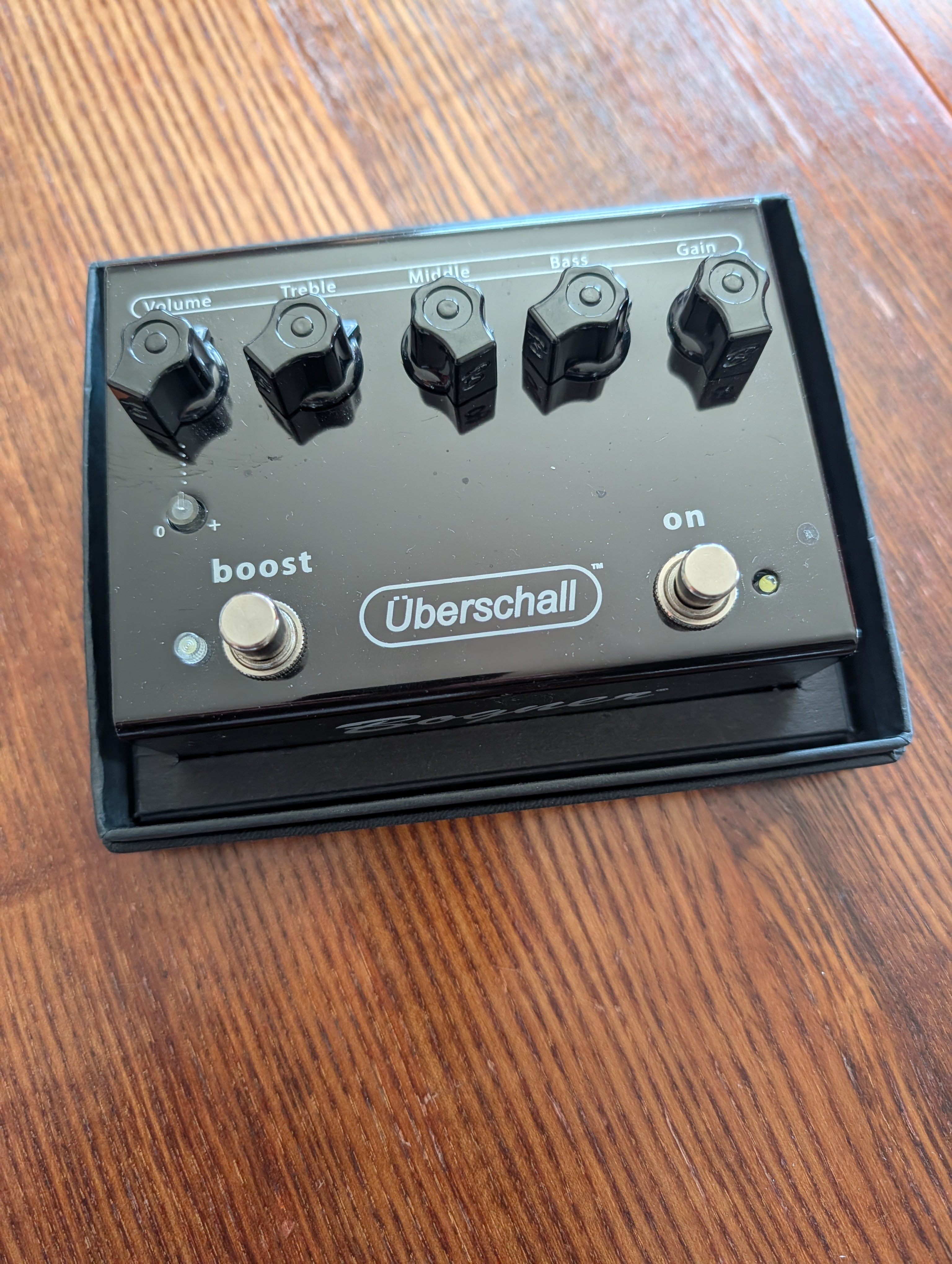 Vends pédale Distorsion Bogner Uberschall