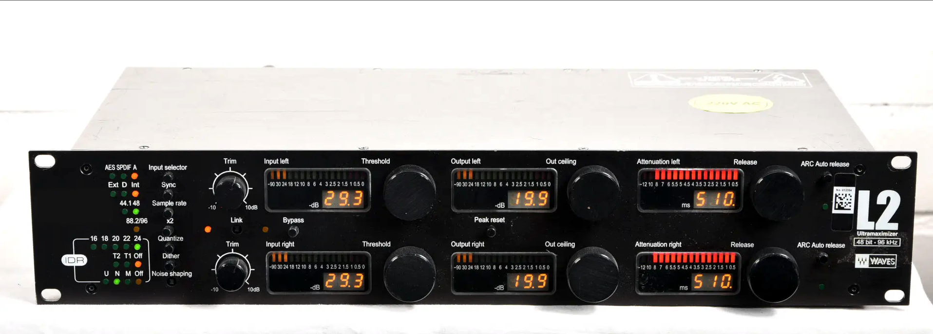 Waves L2 Ultramaximizer version Hardware