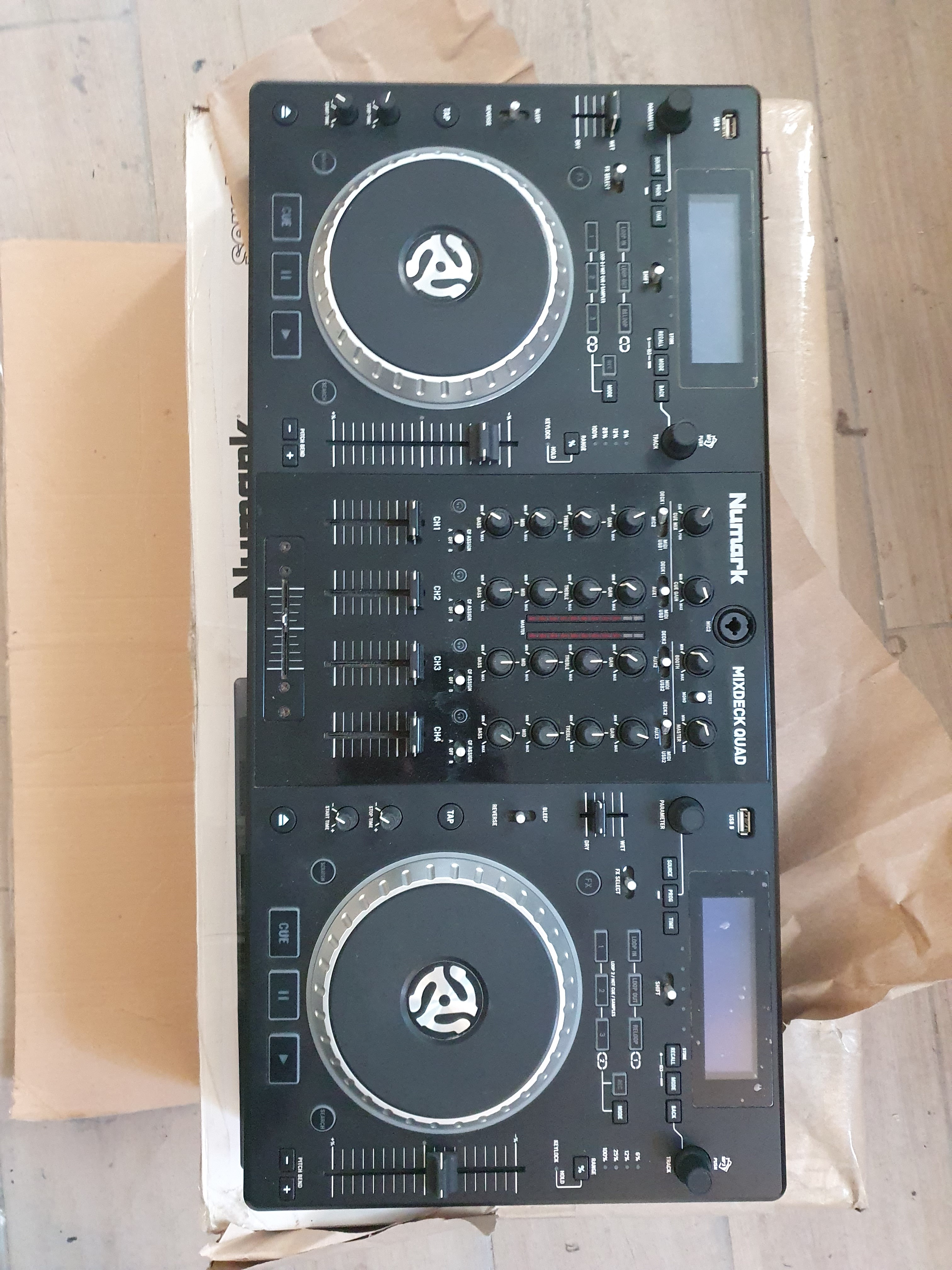 Numark mixdeck quad (pour pièces)