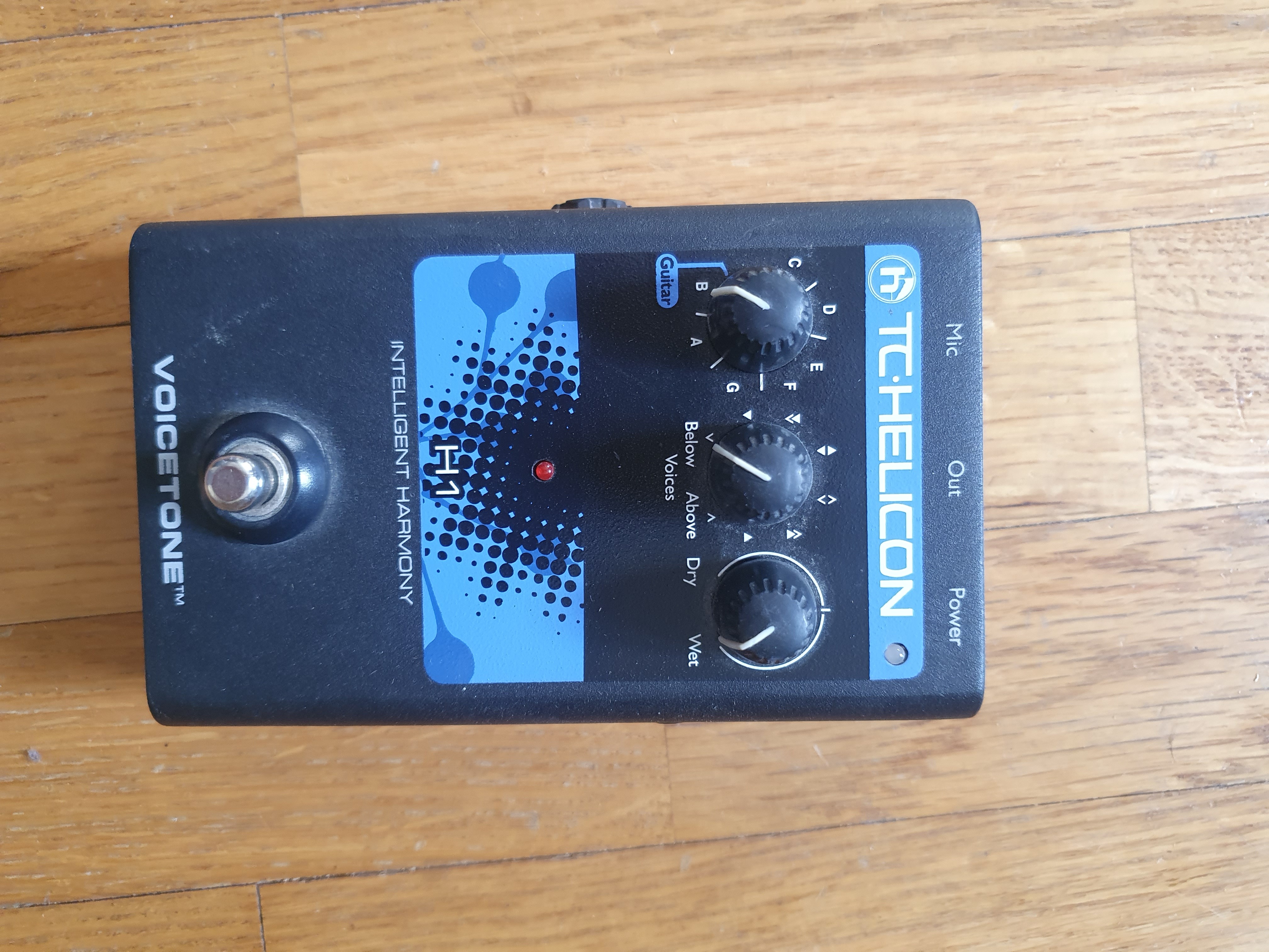 Pedale d'effet TC helicon VoiceTone H1 intelligent harmony