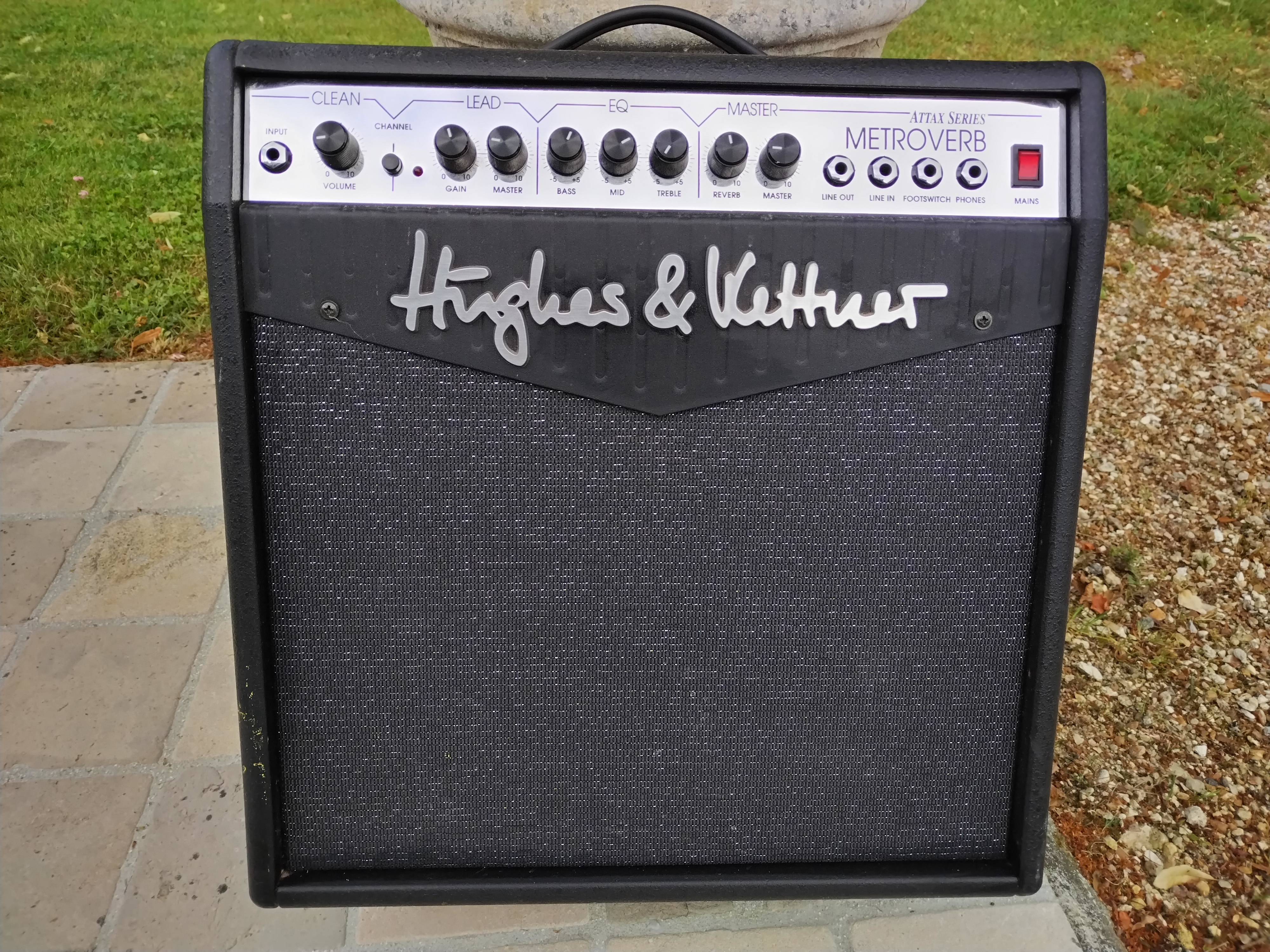 Vend Ampli Hugues & Kettner Attax Series