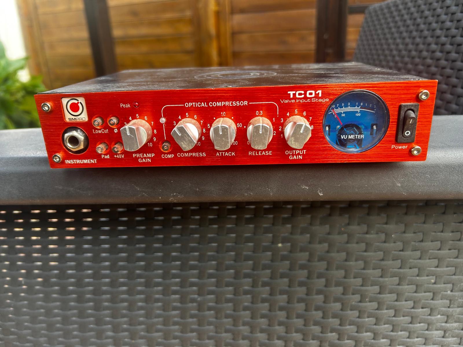 VENDS  SMPRO AUDIO TC-01 PRE-AMPLIS A LAMPES