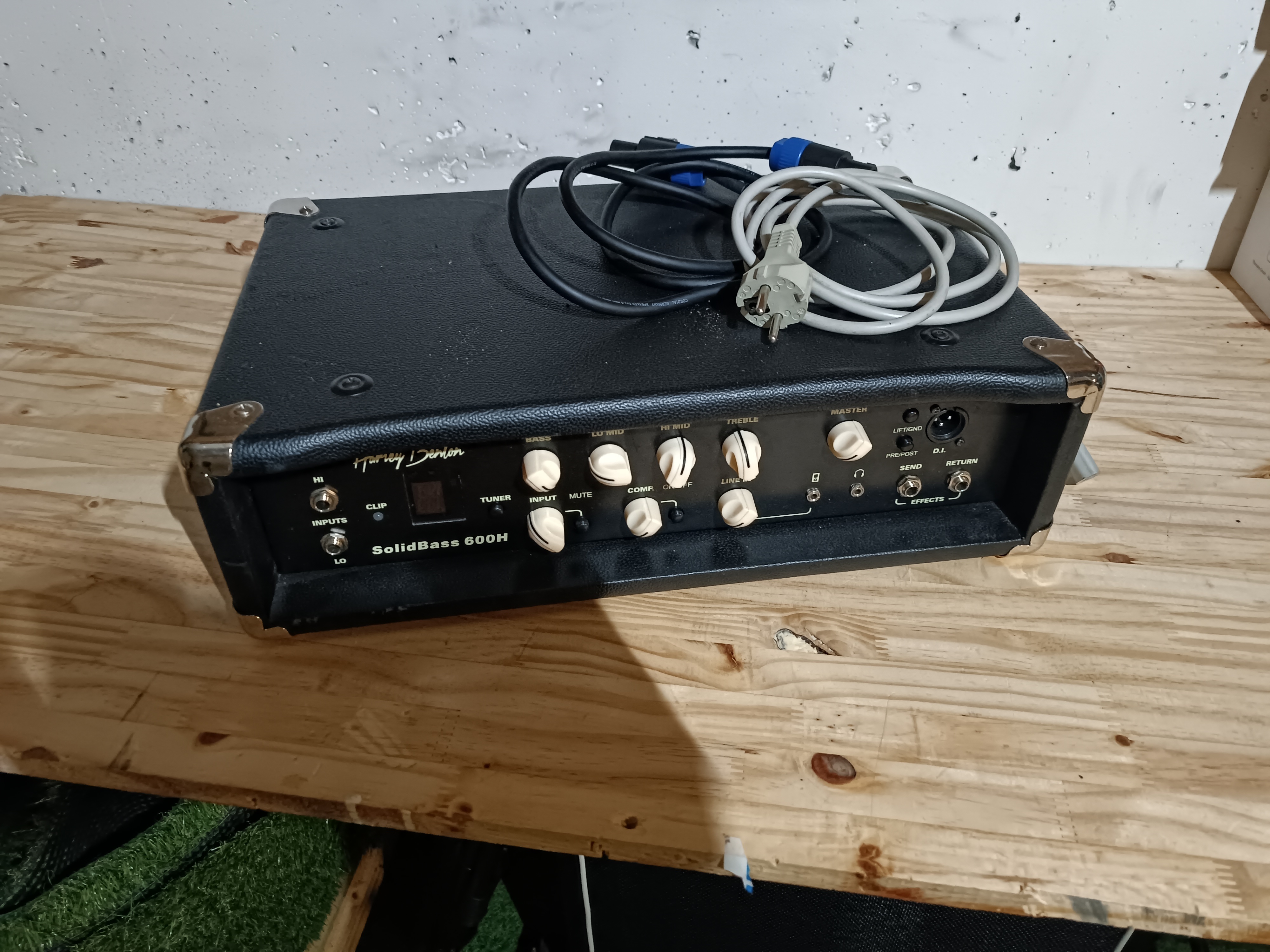 Harley Benton Solidbass 600H