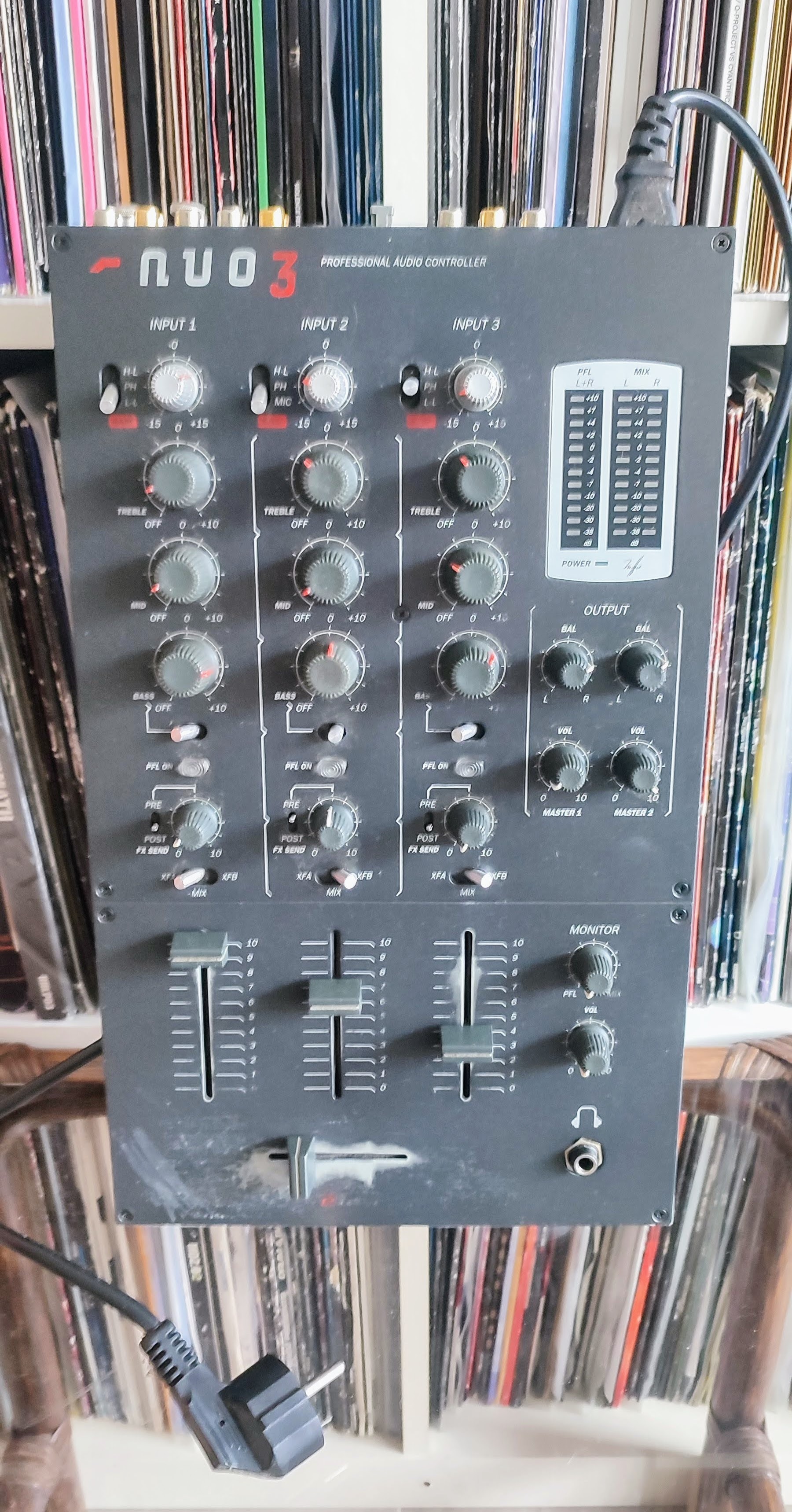 Table de mixage ECLER nuo 3