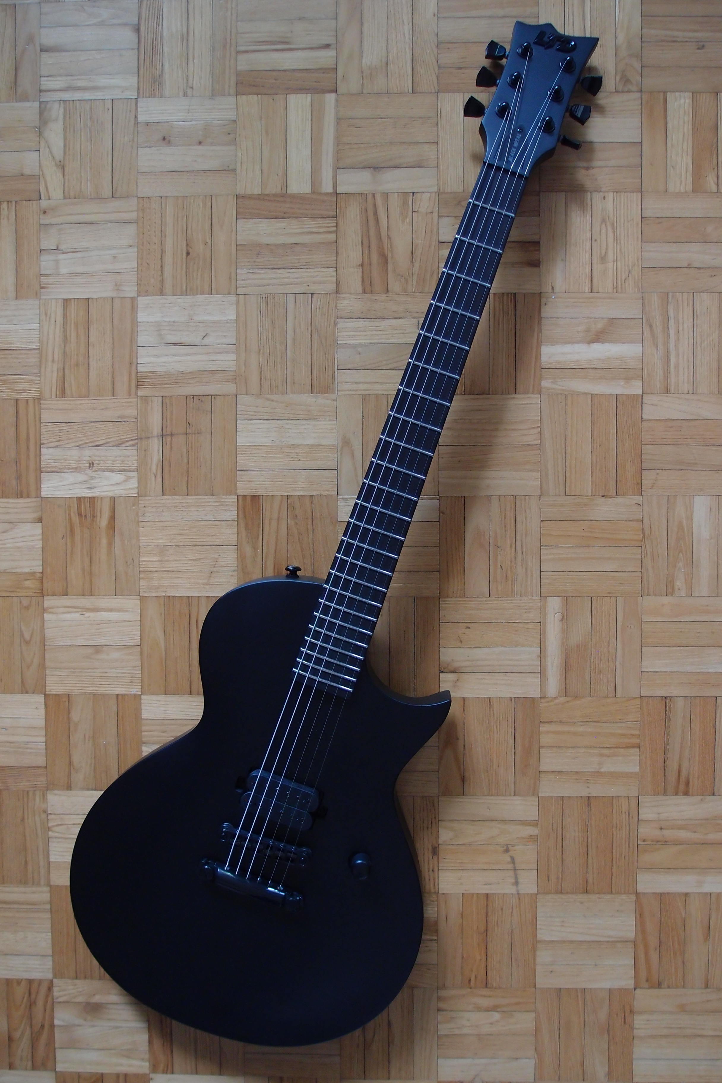 LTD EC Black Metal (79283)