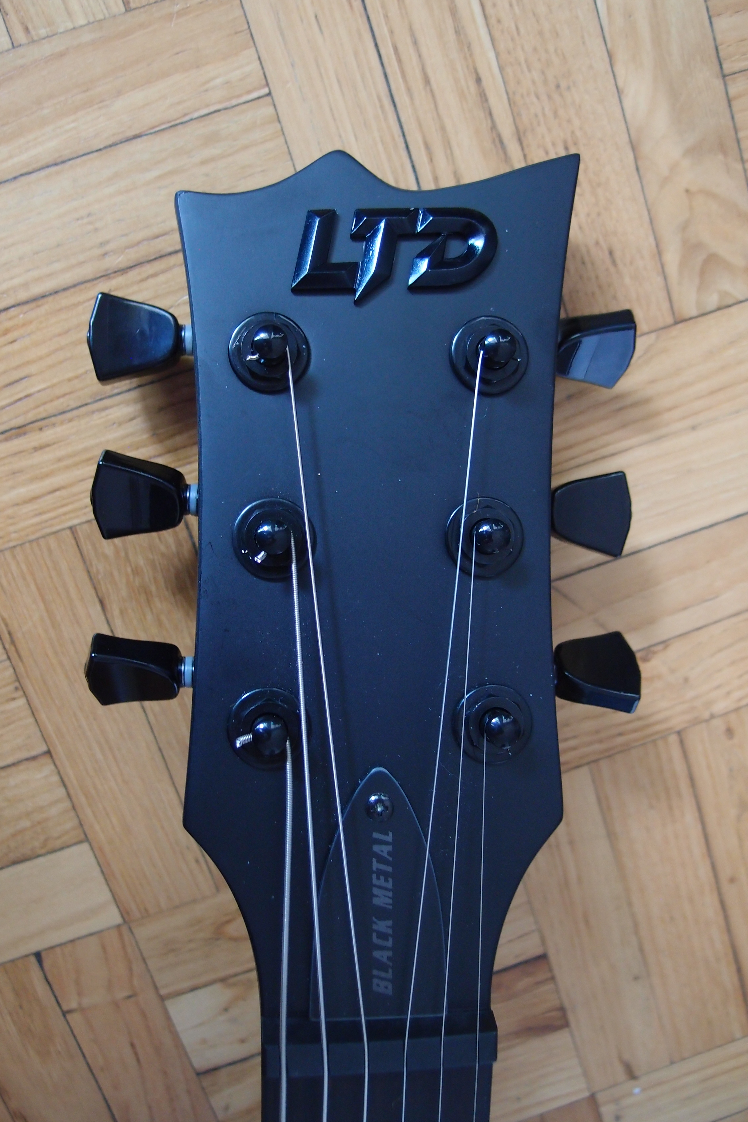 LTD EC Black Metal (11158)