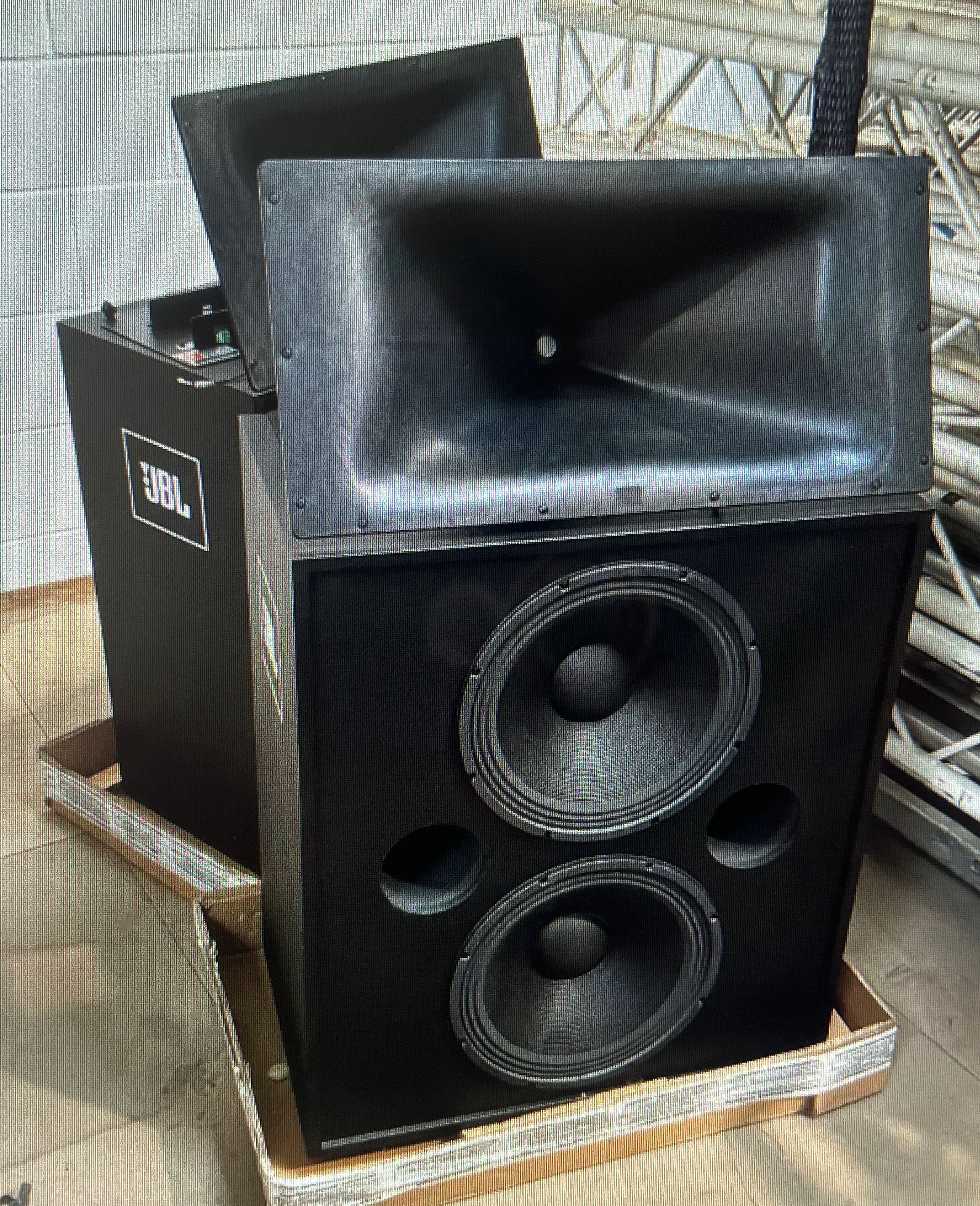 JBL ENCEINTES CINÉMA 2 VOIES, SCREEN ARRAY 3722/3739 Paire SPEAKER LONGUE PORTÉE