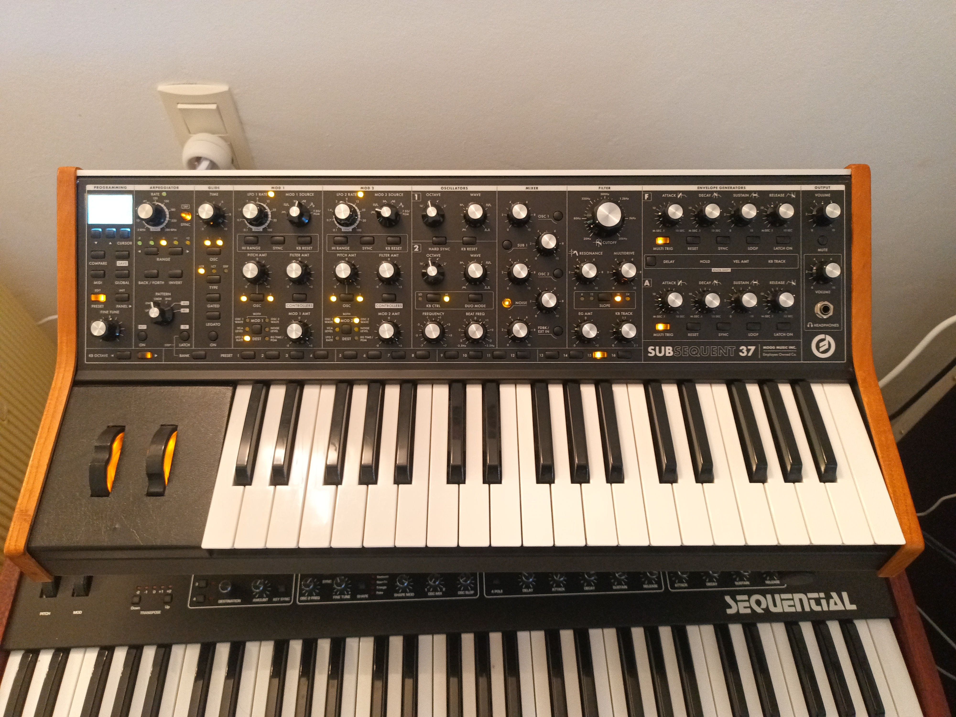 Vends Moog Subsequent 37