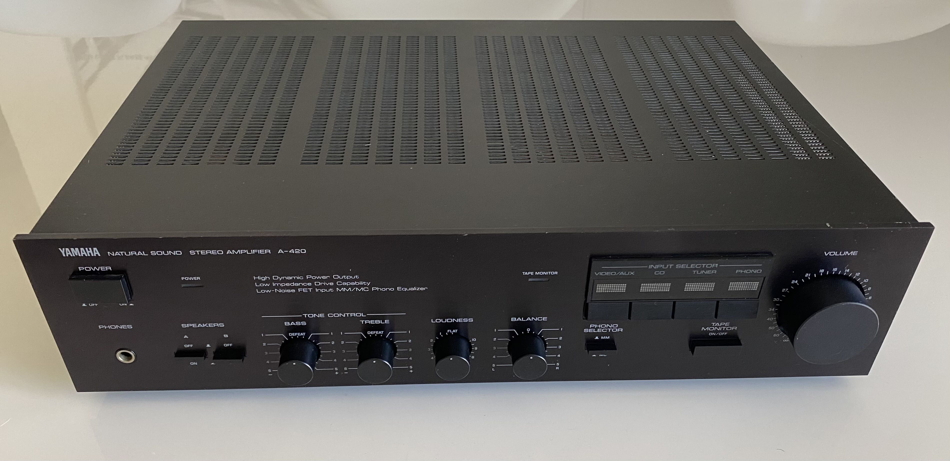 Ampli YAMAHA A-420 (natural sound stéréo amplifier)